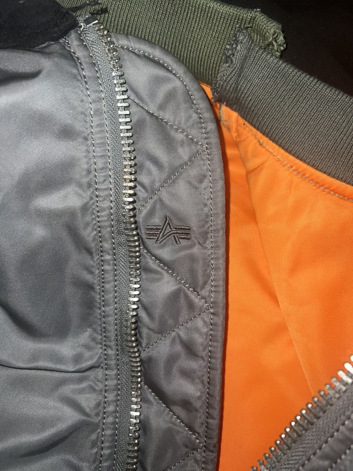 Alpha Industries × Vetements Vetements Alpha Industries AW19 Tribal Bomber Jacket Size US XS / EU 42 / 0 - 13 Thumbnail