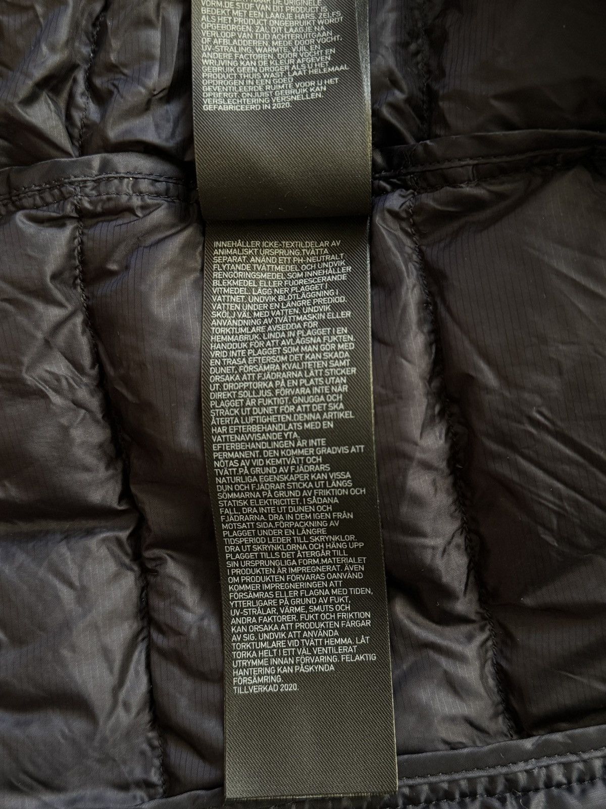 Japanese Brand × Uniqlo Uniqlo Japanese packable down puffer jacket Size S / US 4 / IT 40 - 13 Thumbnail