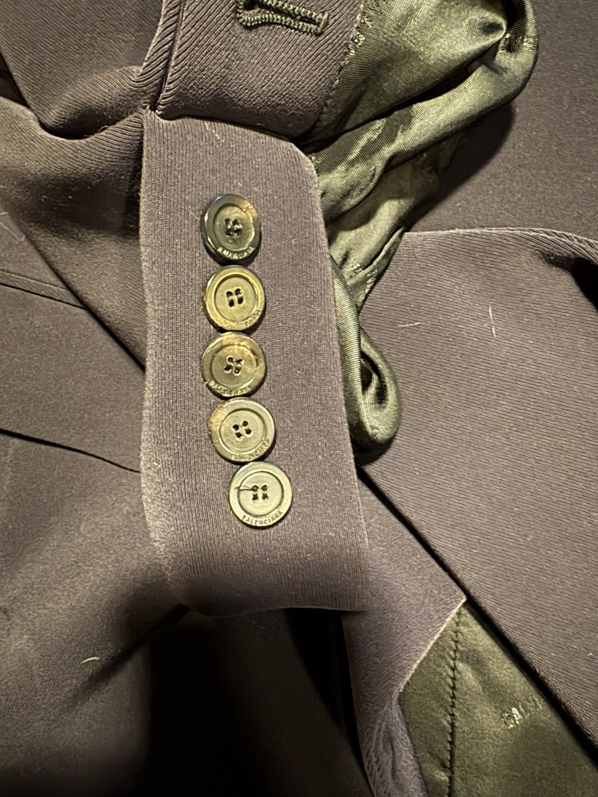 Balenciaga Balenciaga oversized padded shoulders blazer. Size US S / EU 44-46 / 1 - 11 Thumbnail