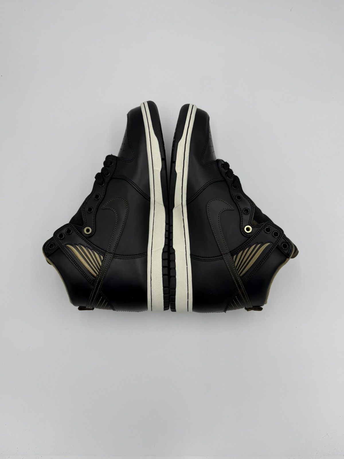 Nike SB Dunk High Pawnshop Skate Co. (Special Box) Size US 9.5 / EU 42-43 - 4 Thumbnail