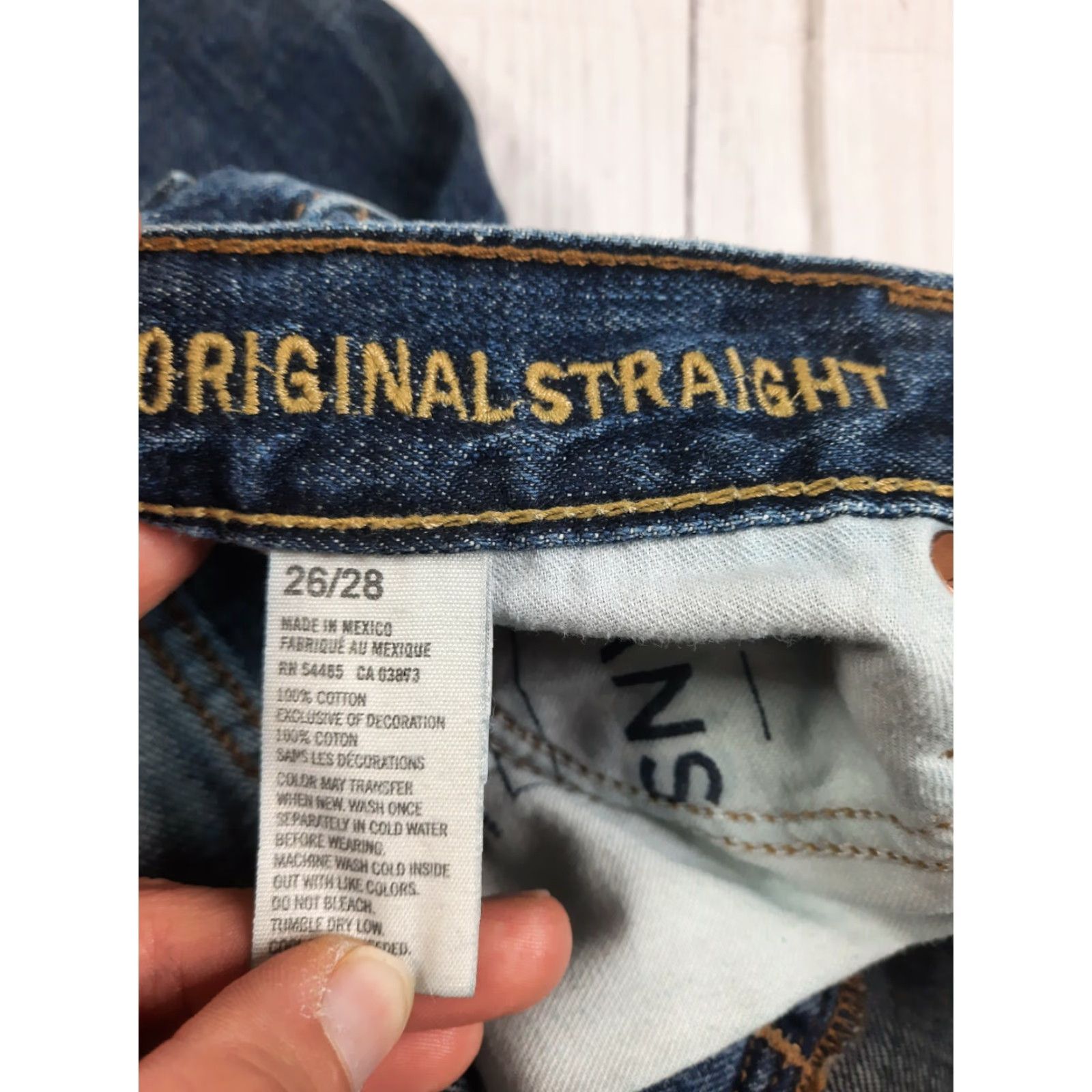 American Eagle Outfitters VINTAGE American Eagle Medium Wash Original Straight Jeans Mens 26x28 26x25 Button Pockets Denim Cotton Blue Regular 90s Theme Size US 26 / EU 42 - 4 Thumbnail