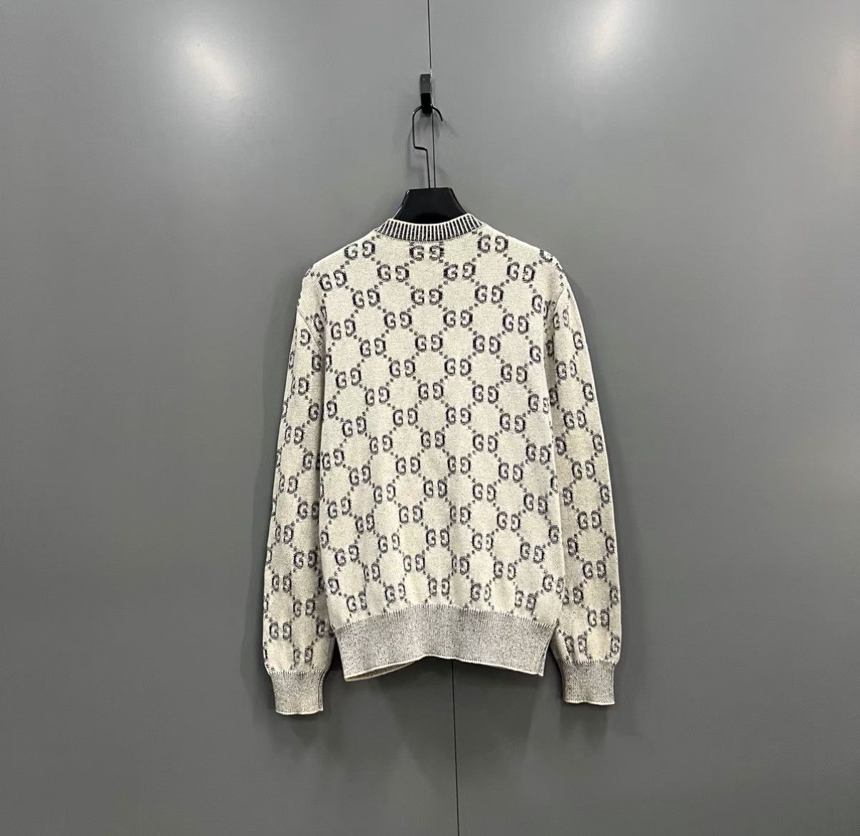 Gucci GUCCI All-over GG Logo Knit Cardigan J41 Size S / US 4 / IT 40 - 2 Thumbnail