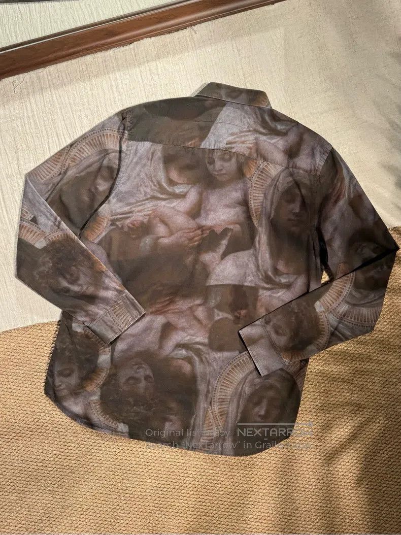 Givenchy Givenchy size 41 Classic gothic Virgin and Child print cas Size US L / EU 52-54 / 3 - 2 Thumbnail