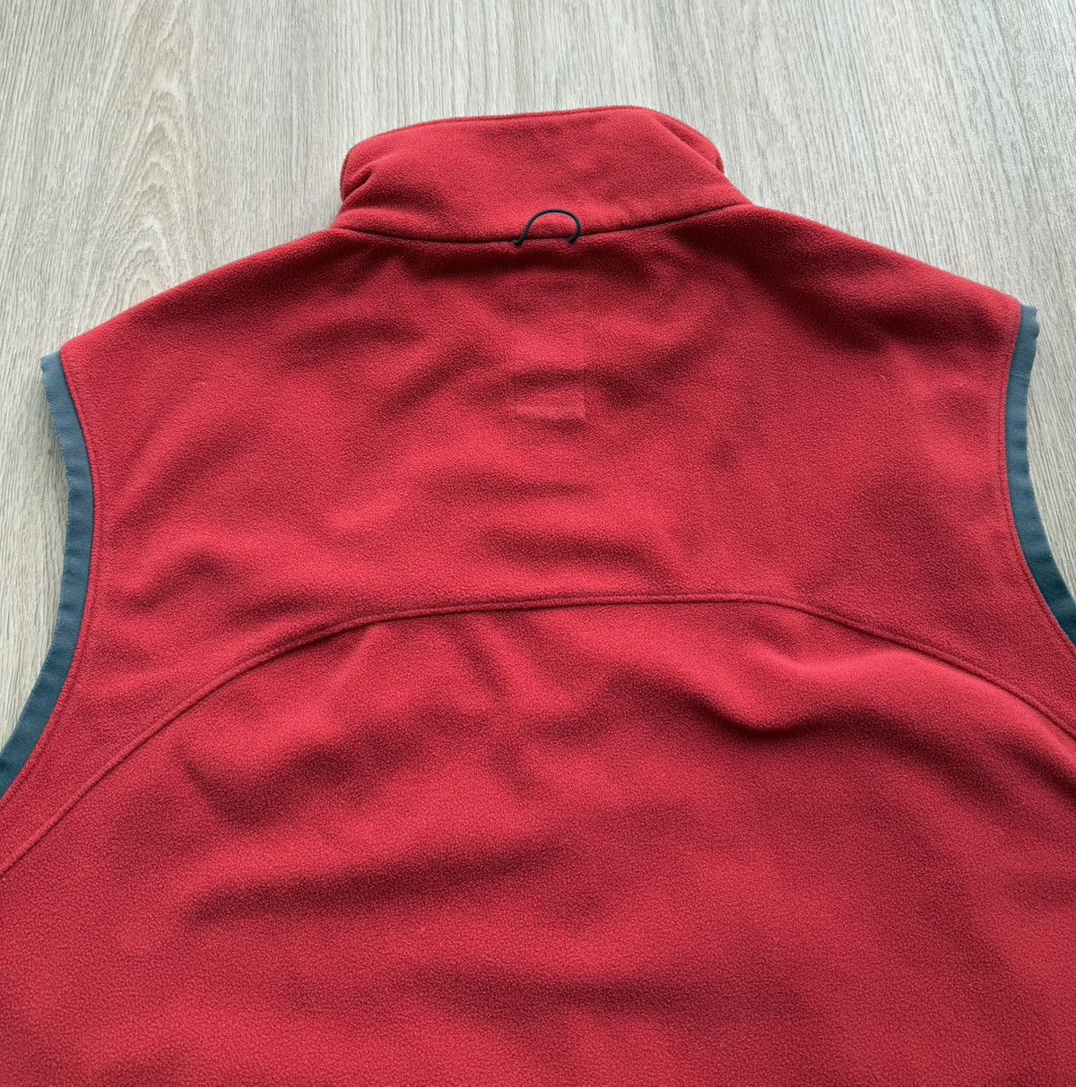 Nike ACG Vintage Nike Acg Red Fleece Vest Therma Fit Size US XL / EU 56 / 4 - 11 Thumbnail