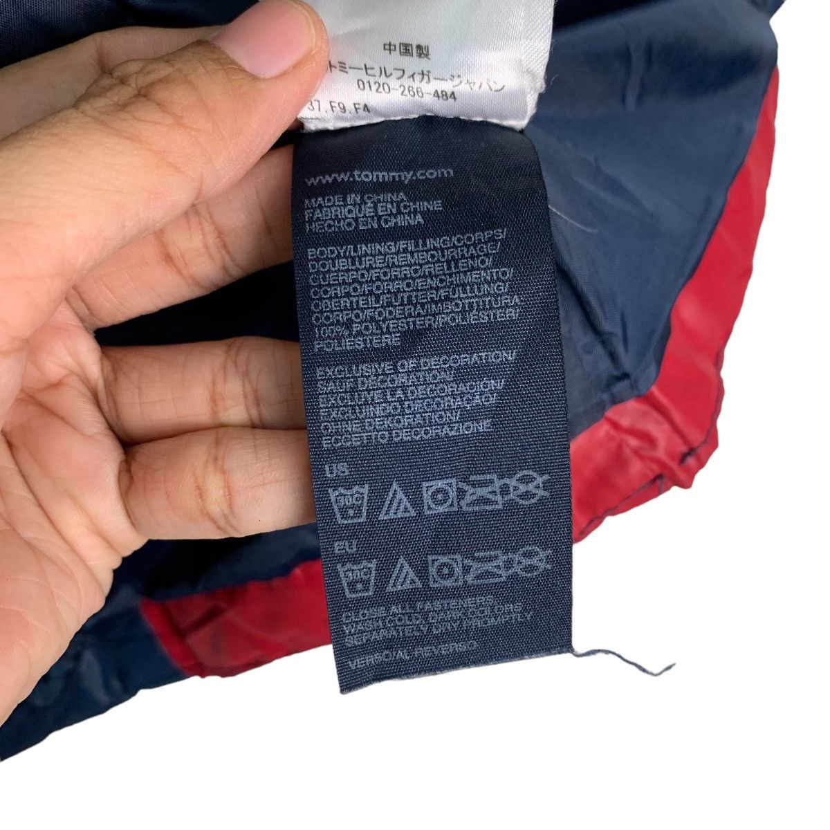 Tommy Hilfiger TOMMY HILFIGER Hooded Puffer Jacket / Down Jacket #0348-C16 Size US S / EU 44-46 / 1 - 20 Thumbnail