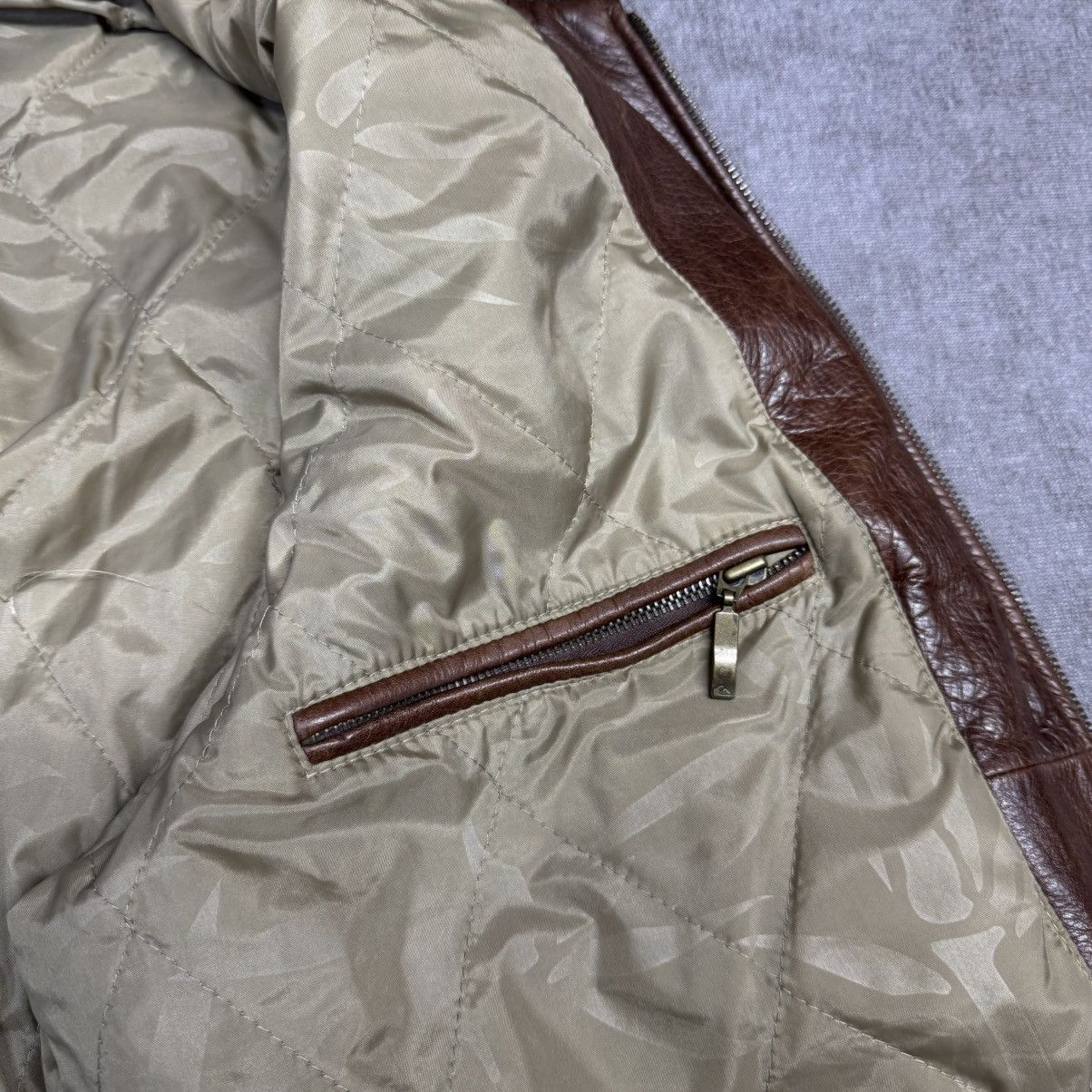 Quiksilver × Vintage Vintage Quiksilver Leather Jacket 90s Size US L / EU 52-54 / 3 - 15 Thumbnail