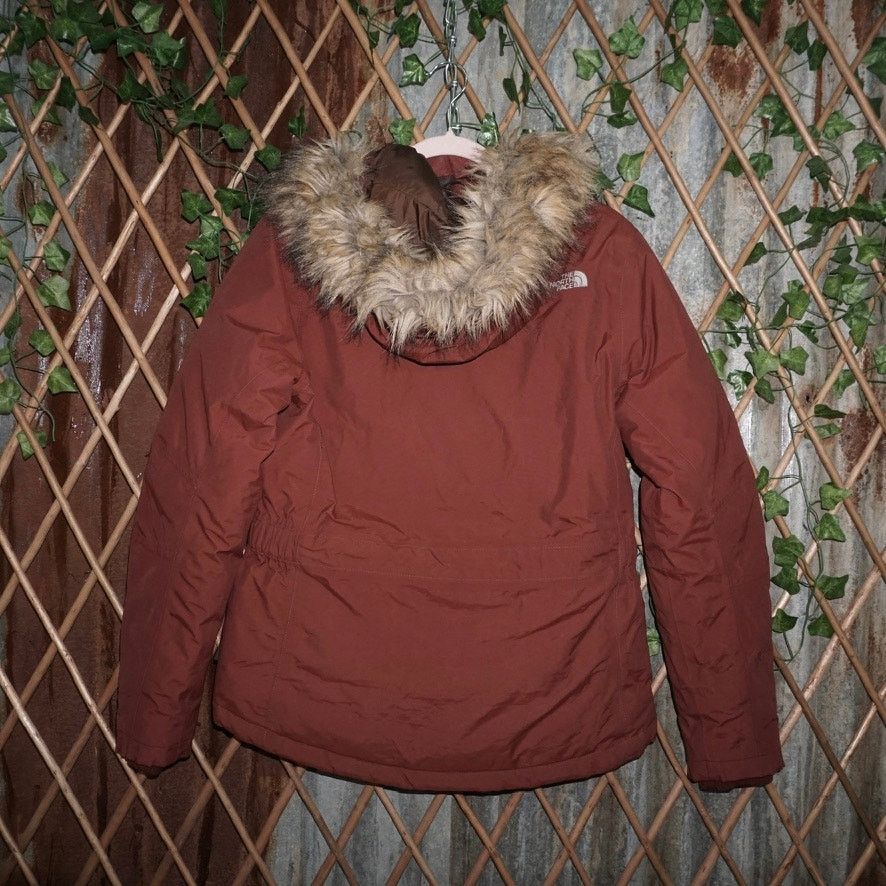 The North Face Medium- Vintage Y2K the north face embroider fur hood jacket Size M / US 6-8 / IT 42-44 - 2 Thumbnail