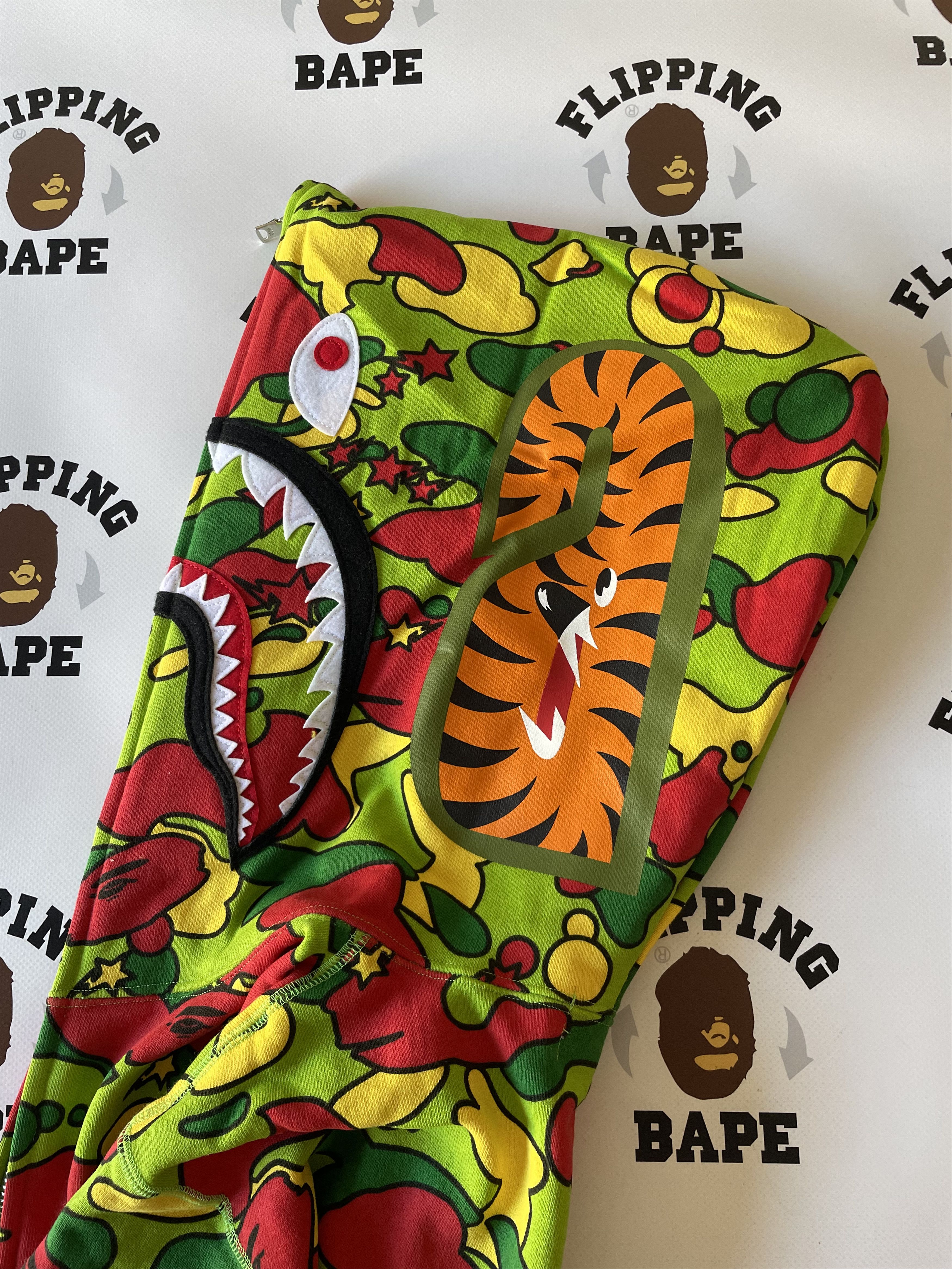Bape BAPE STA CAMO SHARK FULL ZIP HOODIE Size US M / EU 48-50 / 2 - 5 Thumbnail
