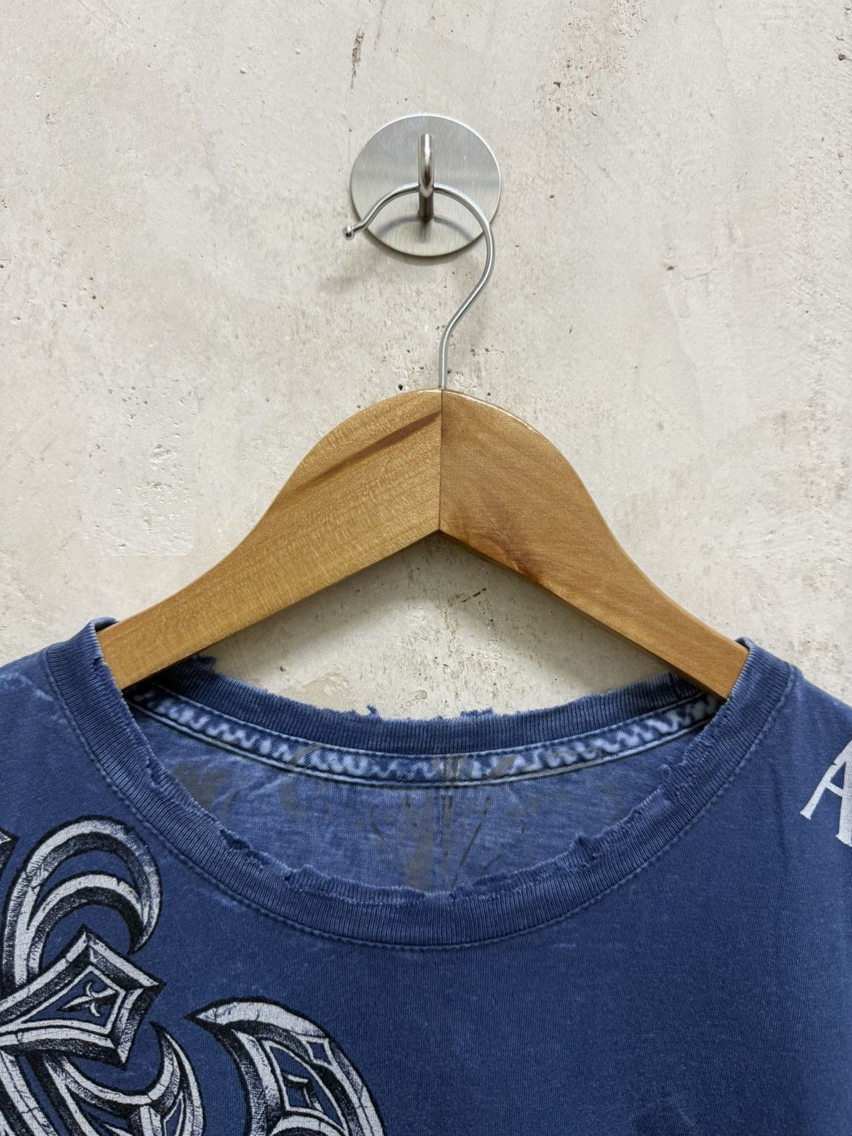 Affliction 2000s Affliction Angel Wings Cross Reversible y2k Tees Size US L / EU 52-54 / 3 - 10 Thumbnail