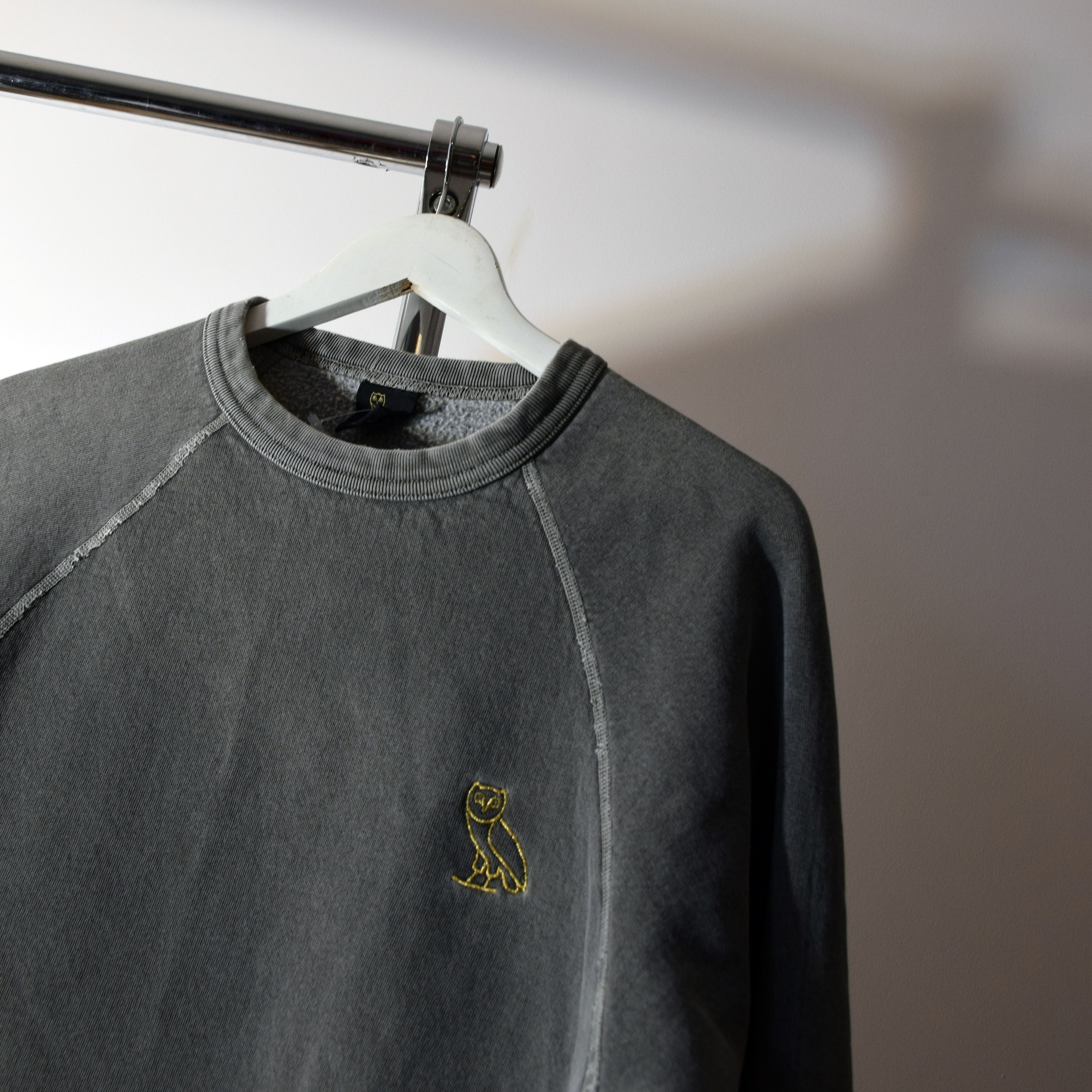 image of Drake x Octobers Very Own October’S Very Own Ovo Crewneck Oversize Disstressed Xs in Grey, Men's