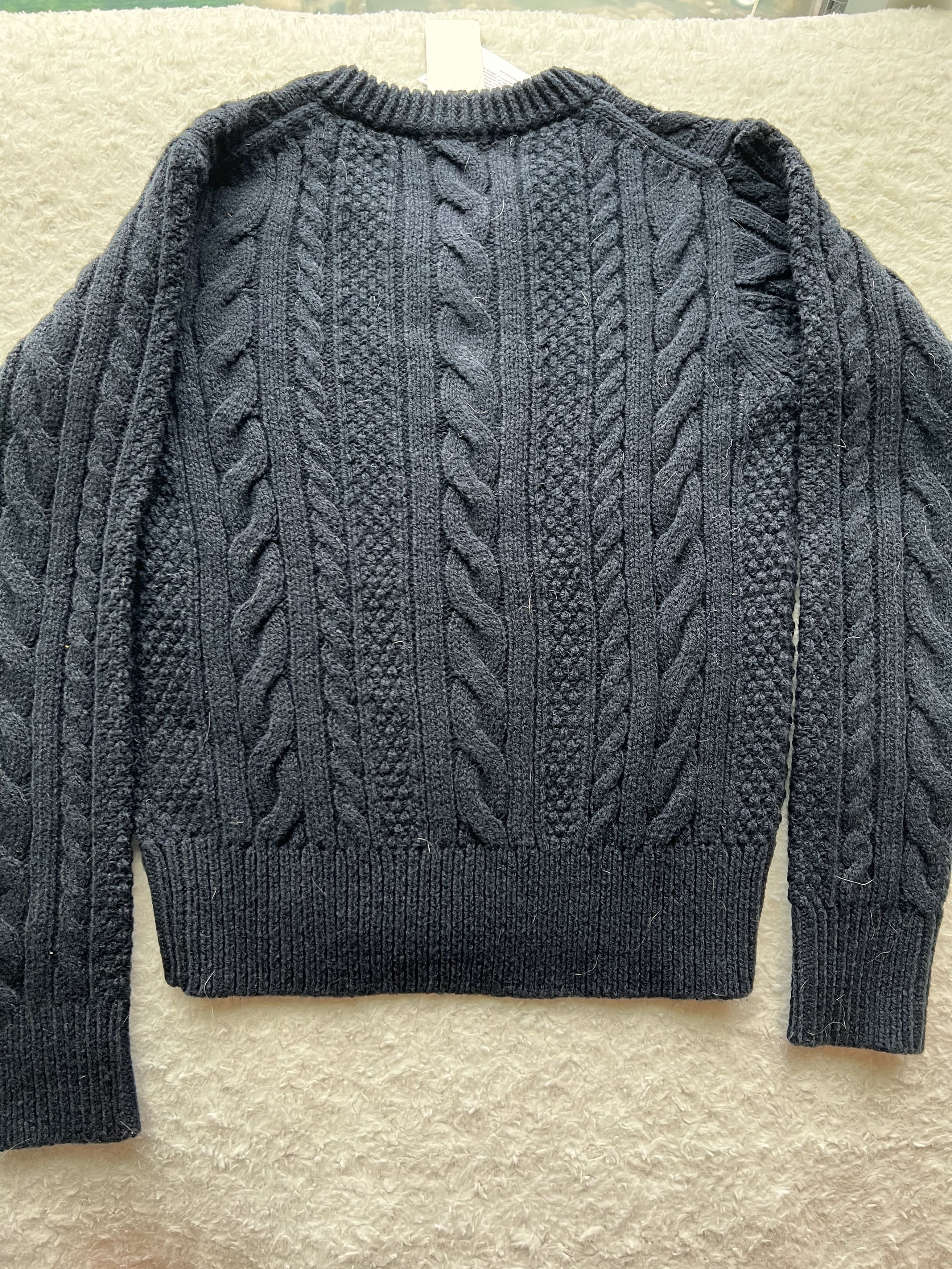 JW Anderson × Uniqlo Uniqlo x JW Anderson Cable Knit V-neck Sweater | Women's XS Size XS / US 0-2 / IT 36-38 - 4 Thumbnail