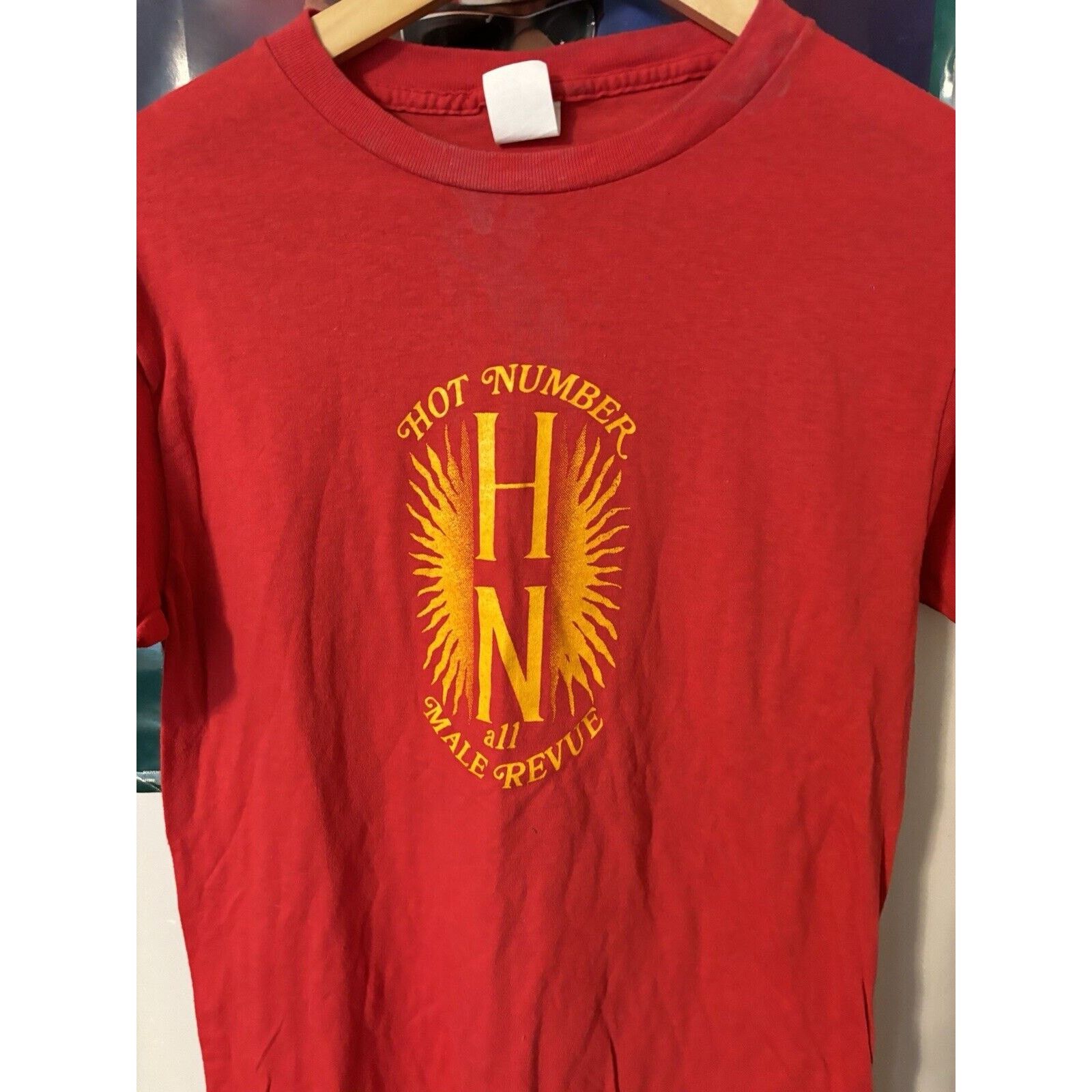 Other Vintage Hot number all male rare red 90s T-shirt size large Size US L / EU 52-54 / 3 - 2 Thumbnail