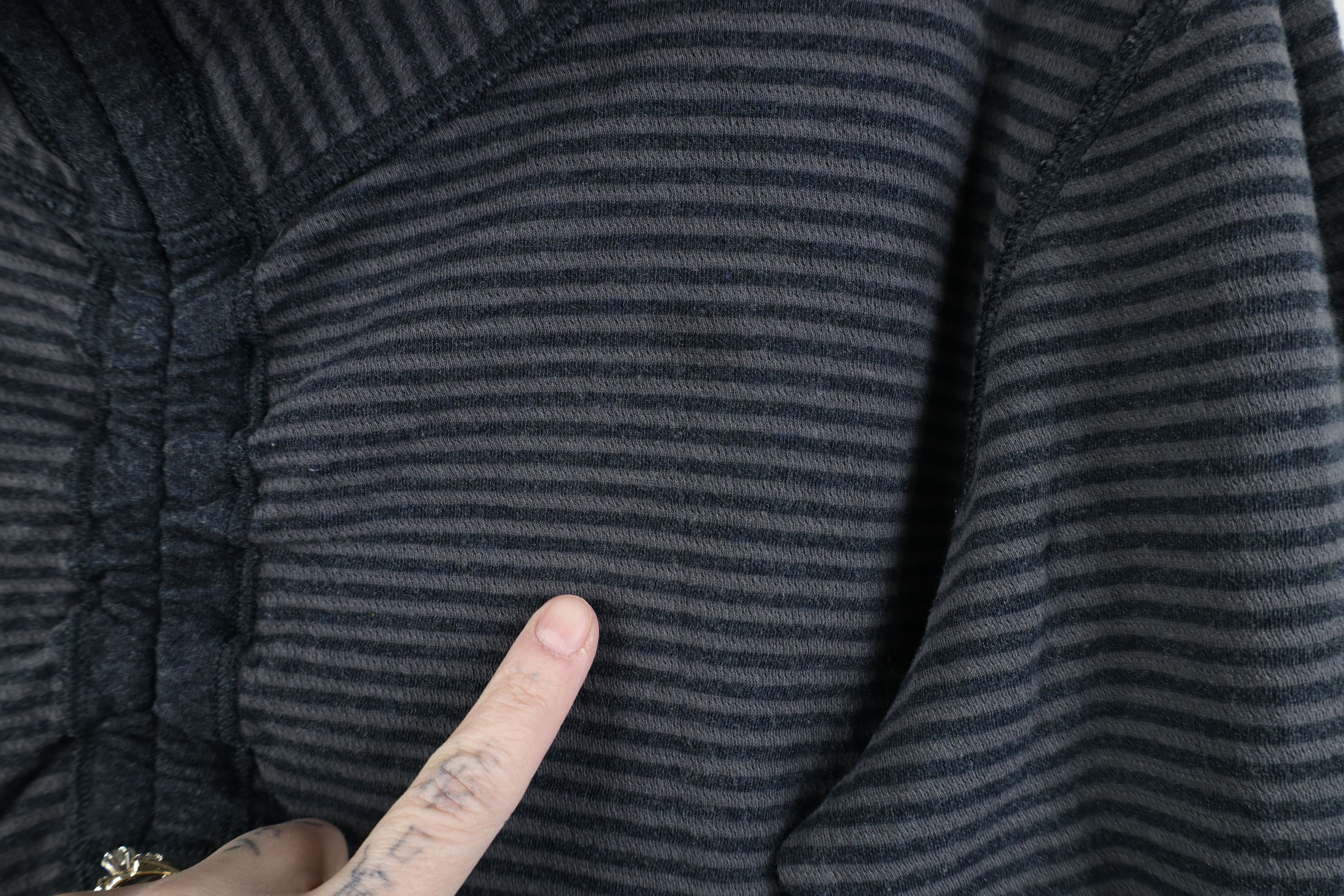 Lululemon Lululemon Reversible In a Cinch Cowl Turtleneck Sweater Gray Size M / US 6-8 / IT 42-44 - 4 Thumbnail