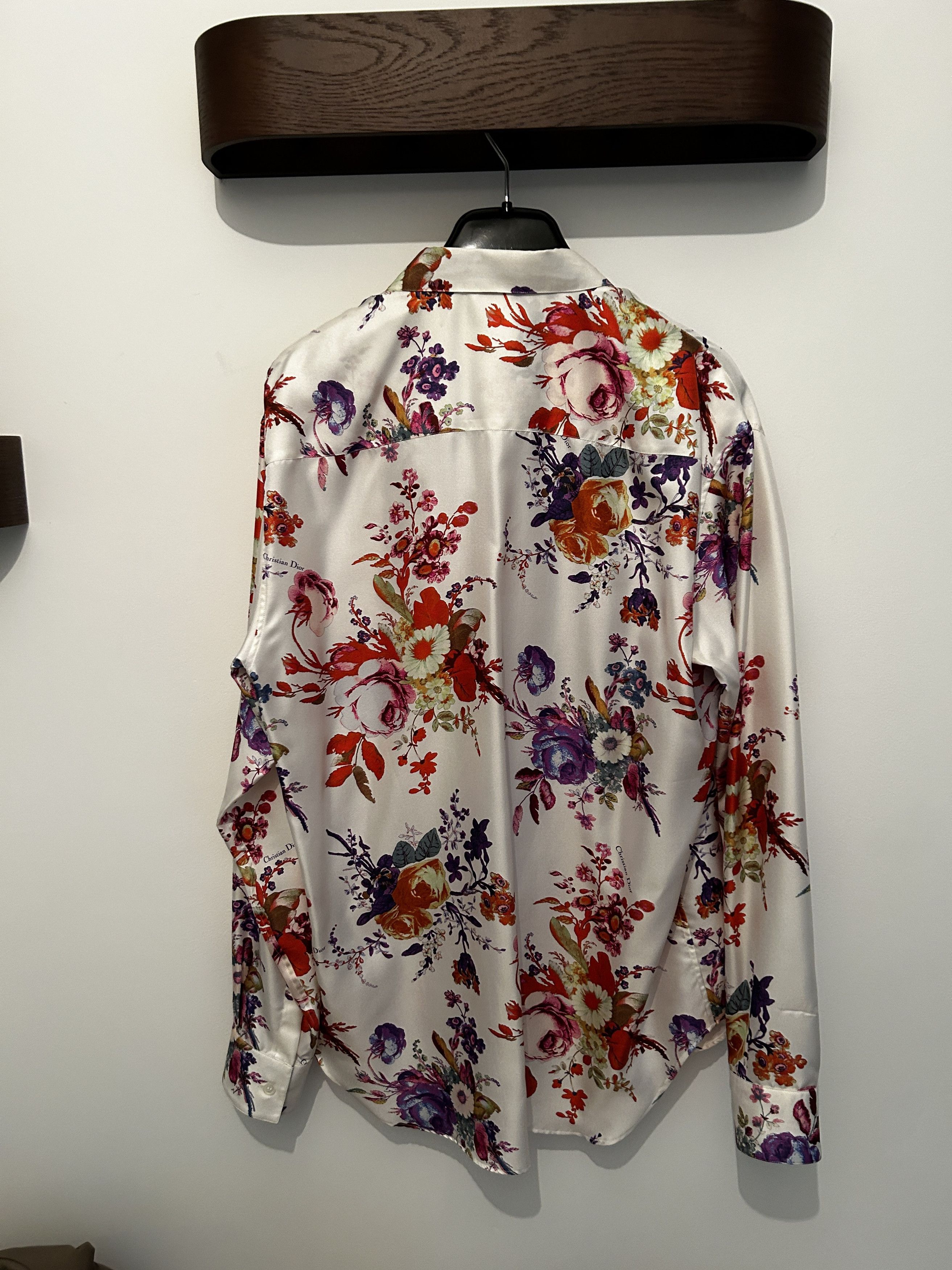 Dior SS19 Floral Kaws Shirt Size US S / EU 44-46 / 1 - 5 Thumbnail