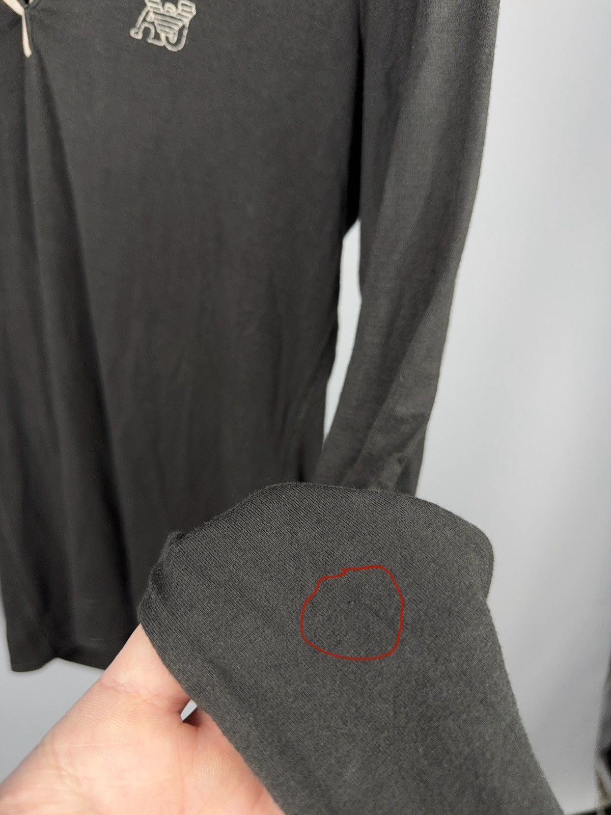 Armani Vintage 90s Retro Armani Jeans V-Neck Long Sleeve Logo Top Size M / US 6-8 / IT 42-44 - 9 Thumbnail