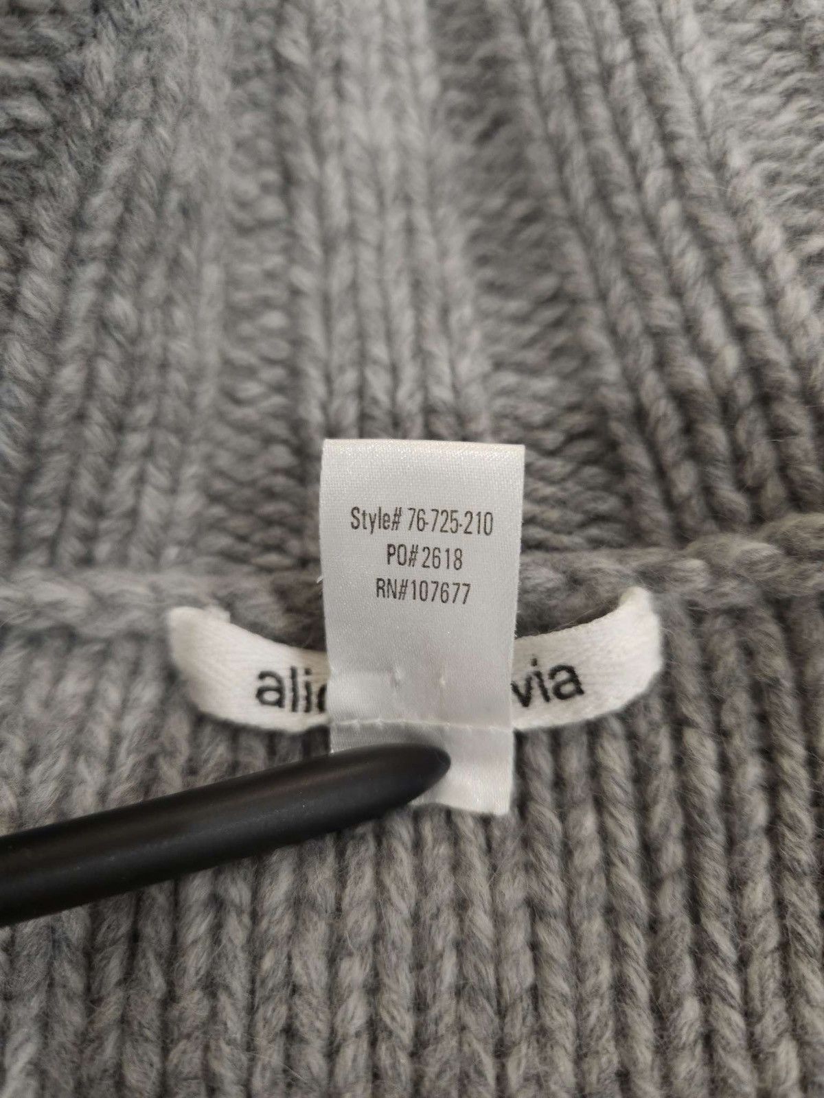Alice + Olivia × Vintage Alice & Olivia Knit Wool Alpaca Bell Sleeve Cardigan/ Dress Size M / US 6-8 / IT 42-44 - 24 Thumbnail
