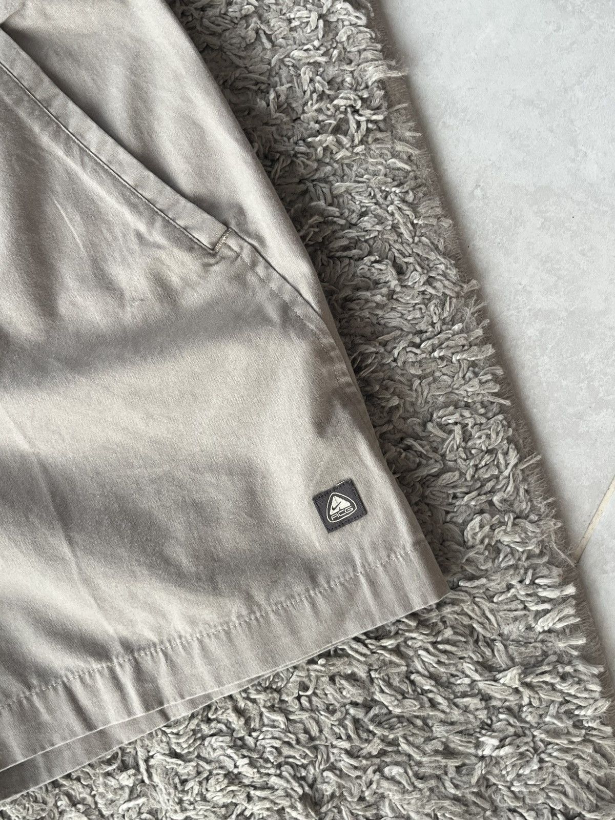 Nike ACG Nike ACG Khaki Shorts (New With Tags) Size 28" / US 6 / IT 42 - 3 Thumbnail