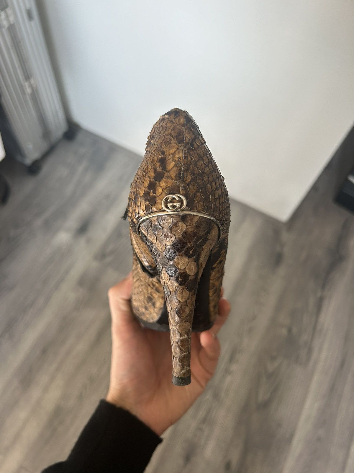 Gucci Gucci Tom Ford Era Python Leather Ankle Boots - Size 37 Size US 7 / IT 37 - 8 Thumbnail