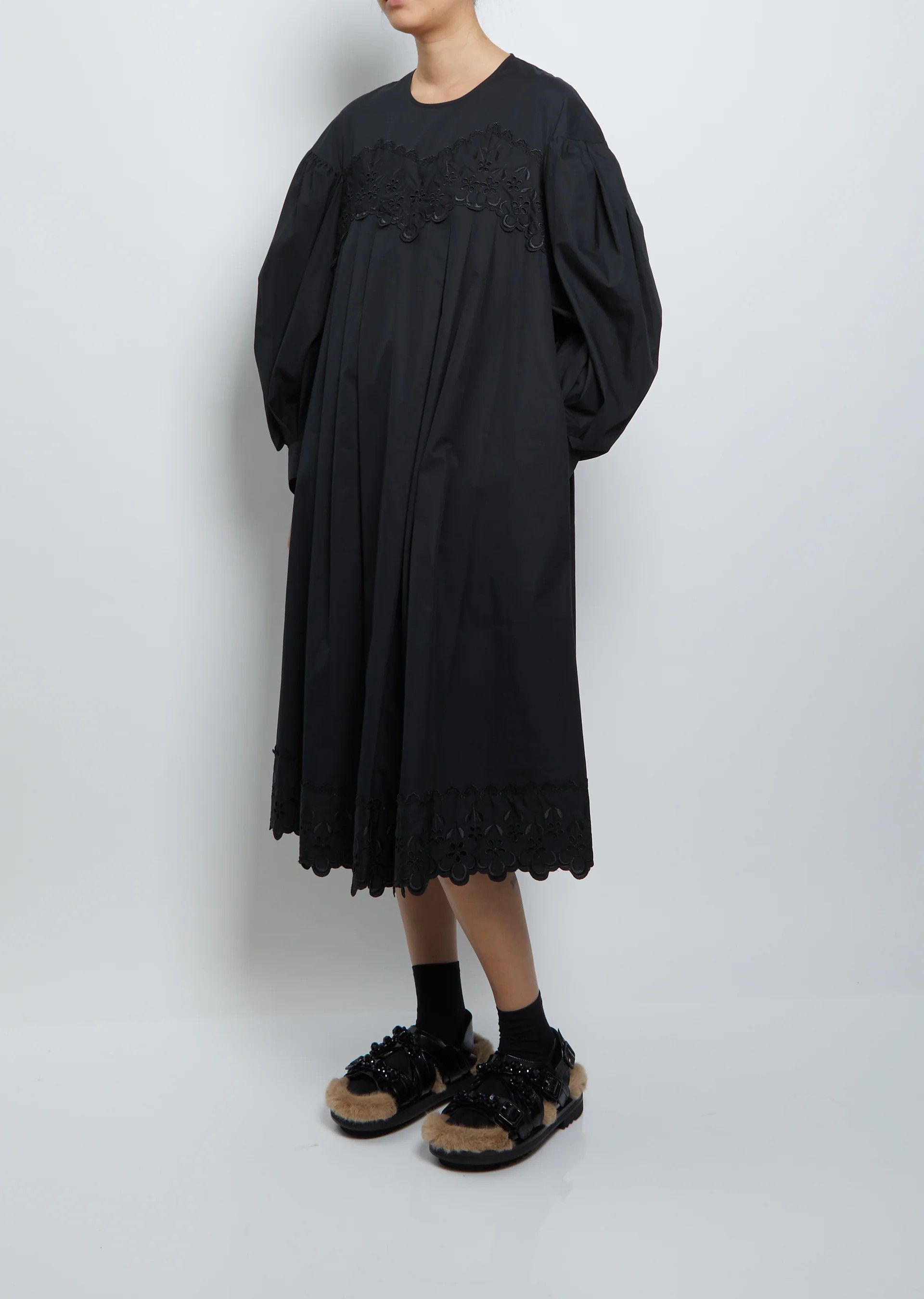 Simone Rocha SIMONE ROCHA Embroidered Poplin Puff Sleeve Dress Size M / US 6-8 / IT 42-44 - 1 Thumbnail