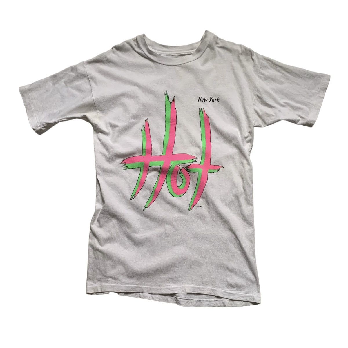 Vintage Vintage 90s New York Hot Single Stitch Tee Size US L / EU 52-54 / 3 - 1 Thumbnail