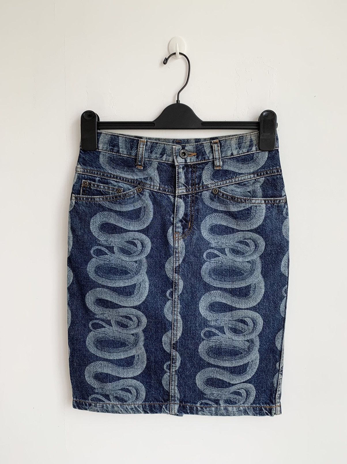 Hysteric Glamour 2000s Hysteric Glamour Snake Denim Skirt y2k Size 28" / US 6 / IT 42 - 1 Thumbnail