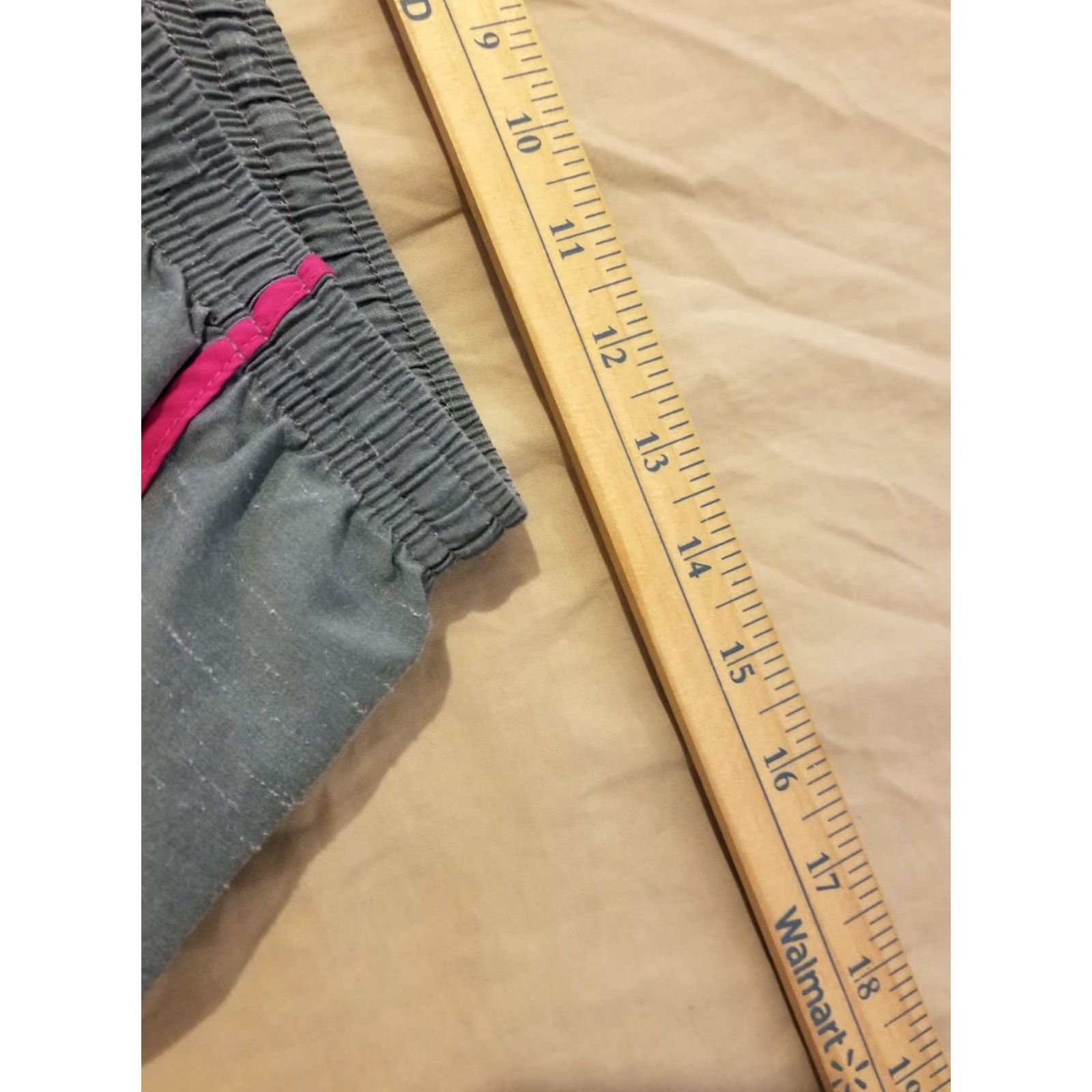 Nike Womens Nike Shorts L Large Grey Gray Athletic Gym Workout Womens Size 36" / US 14 / IT 50 - 3 Thumbnail