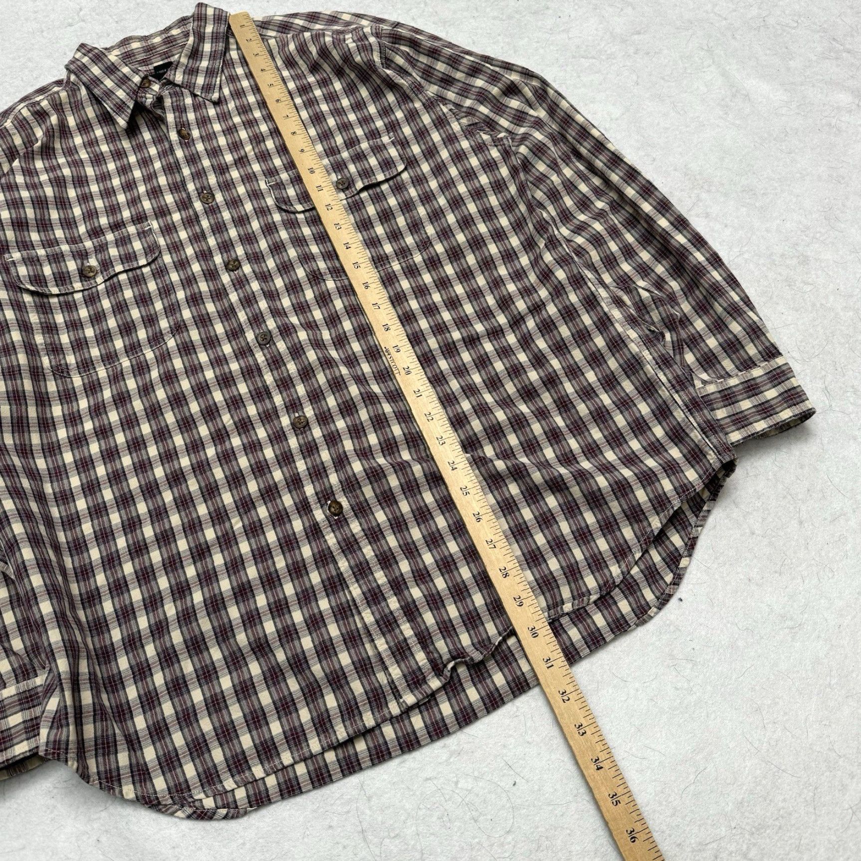 Eddie Bauer Eddie Bauer Men’s Large Relaxed Long Sleeve Button Up Flannel Plaid Red Cream Shirt Mens L Red Plaid Flannel Button-Up Shirt Size US L / EU 52-54 / 3 - 3 Thumbnail