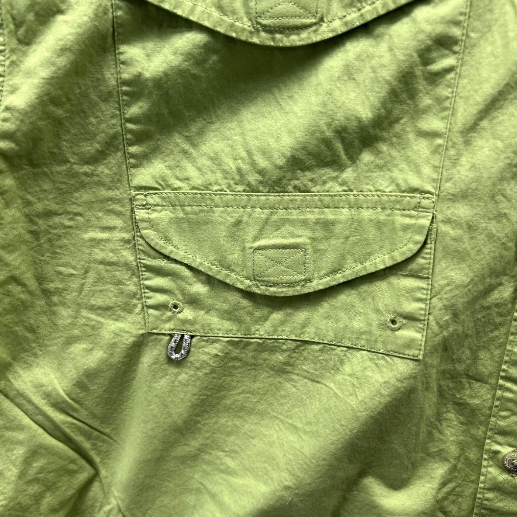 Vintage VINTAGE Columbia Shirt Men Large Green Casual Button Down Short Sleeve Vented Fishing Size US L / EU 52-54 / 3 - 5 Thumbnail