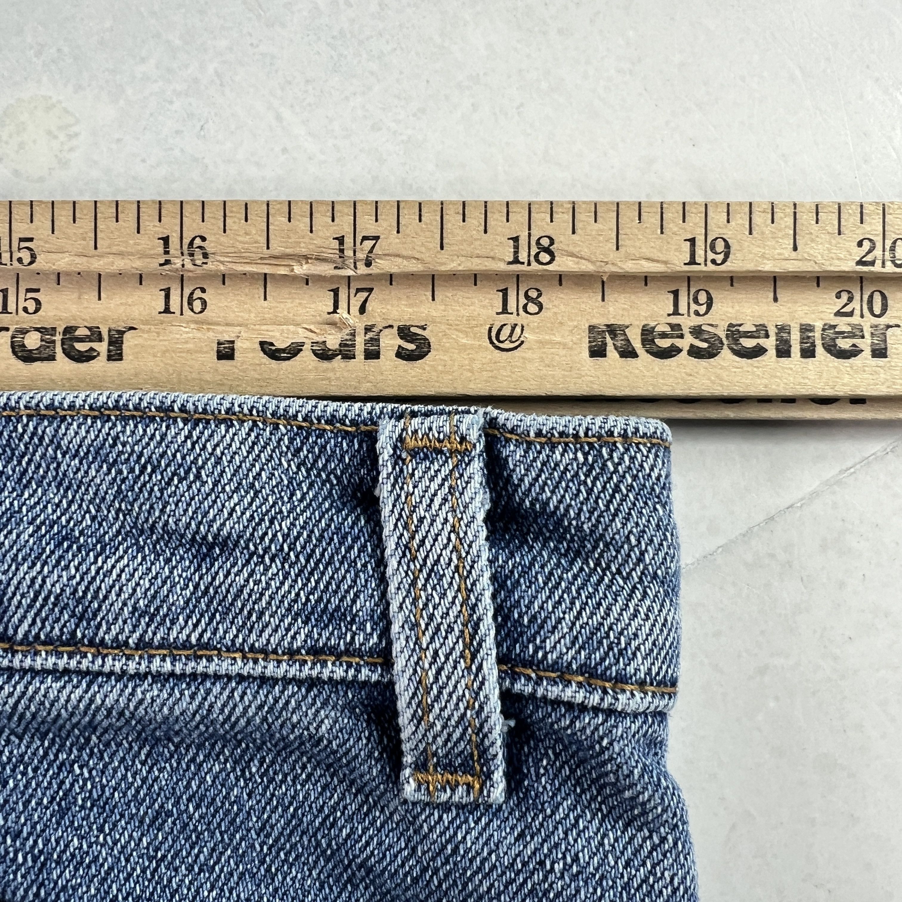 Levi's VTG 90s Levi's Jeans 540 Flex Relaxed Straight Blue Denim Size US 37 - 20 Thumbnail