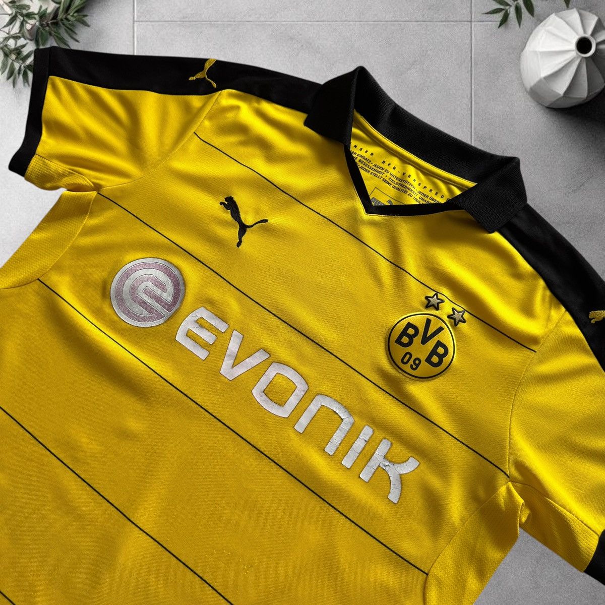 Puma BVB Borussia Dortmund 17/18 Home Jersey PUMA Yellow T-Shirt Size US L / EU 52-54 / 3 - 7 Thumbnail