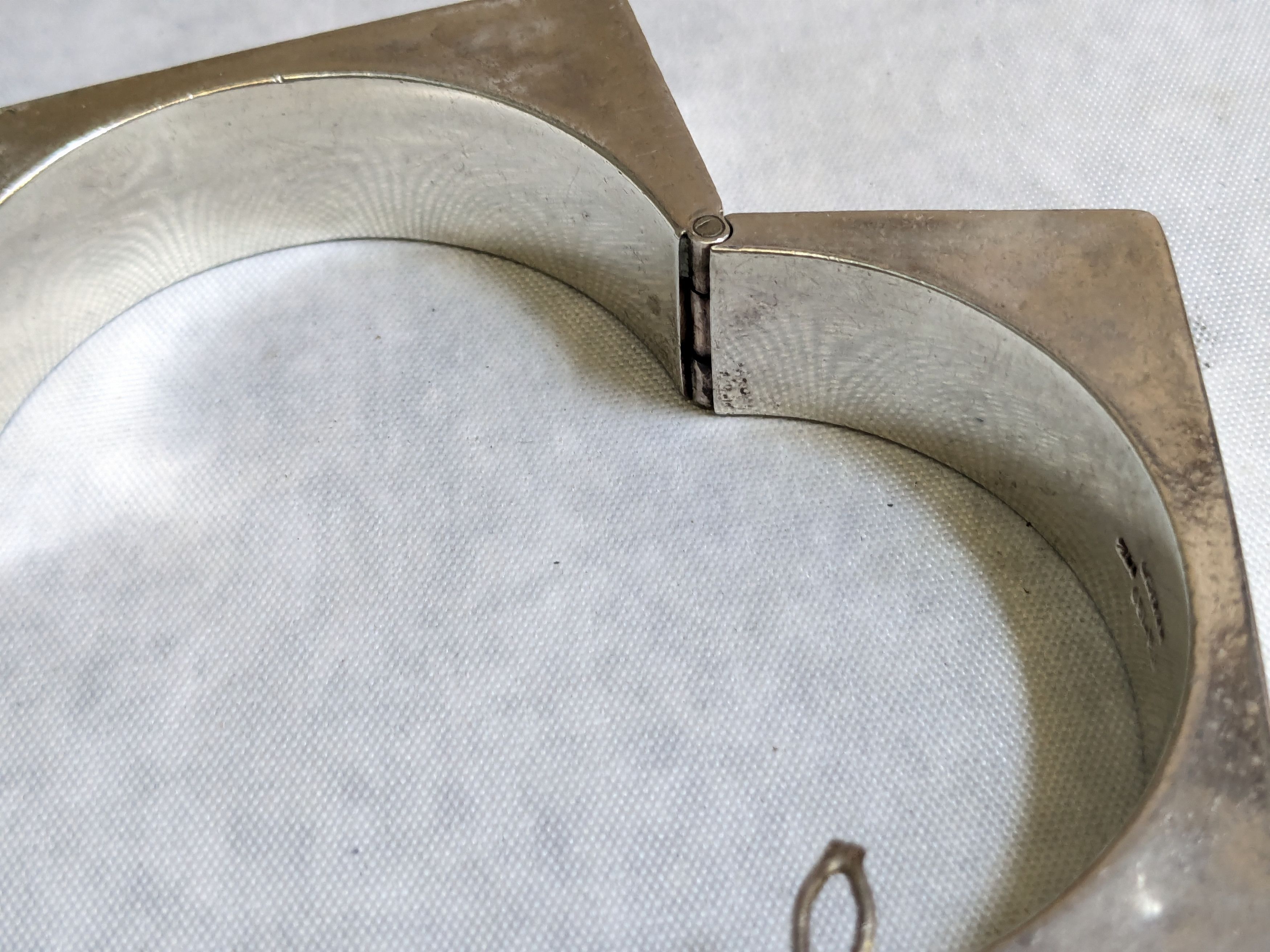 Jewelry Vintage Taxco Sterling Silver Bracelet Square Hollow Bangle Size ONE SIZE - 10 Thumbnail