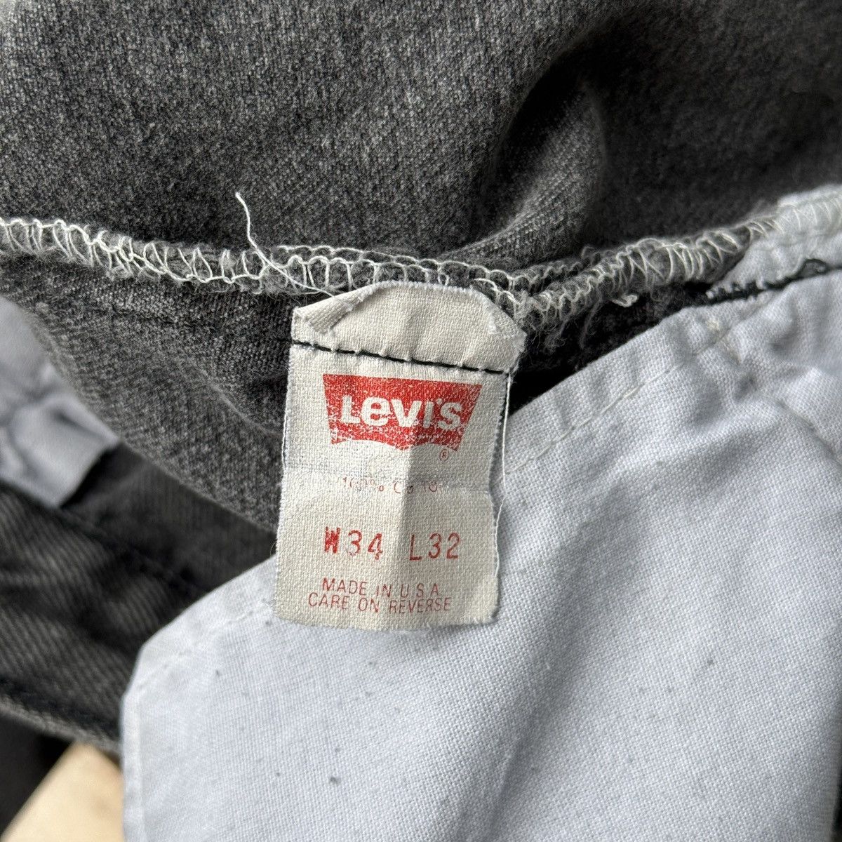 Vintage 90s Faded Black Levi's 501 Jeans ERD Grunge Chrome USA Size US 34 / EU 50 - 9 Thumbnail