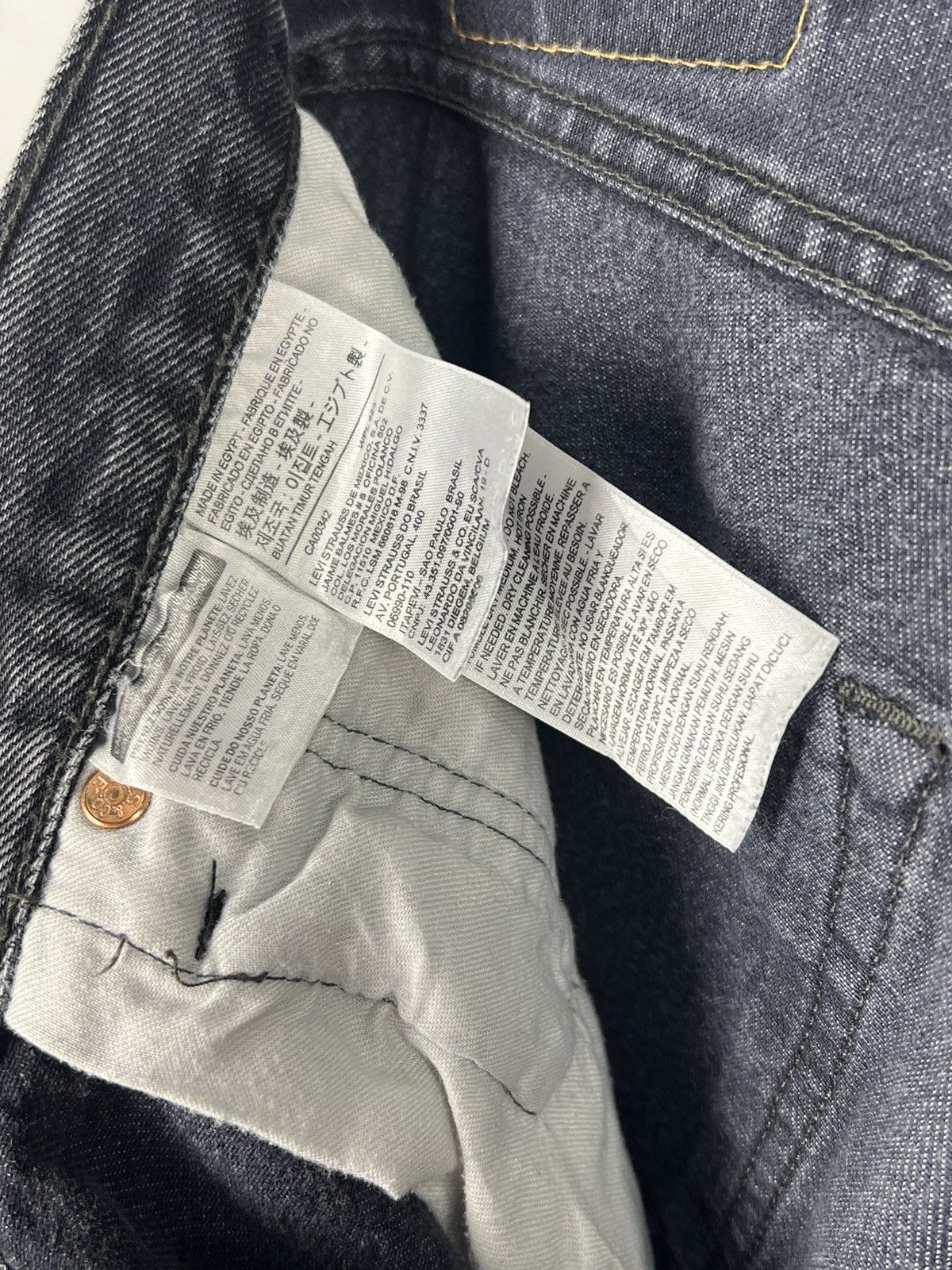 Levi's Vintage Levi’s 501 Jeans Size 32 - 30 Size US 32 / EU 48 - 12 Thumbnail