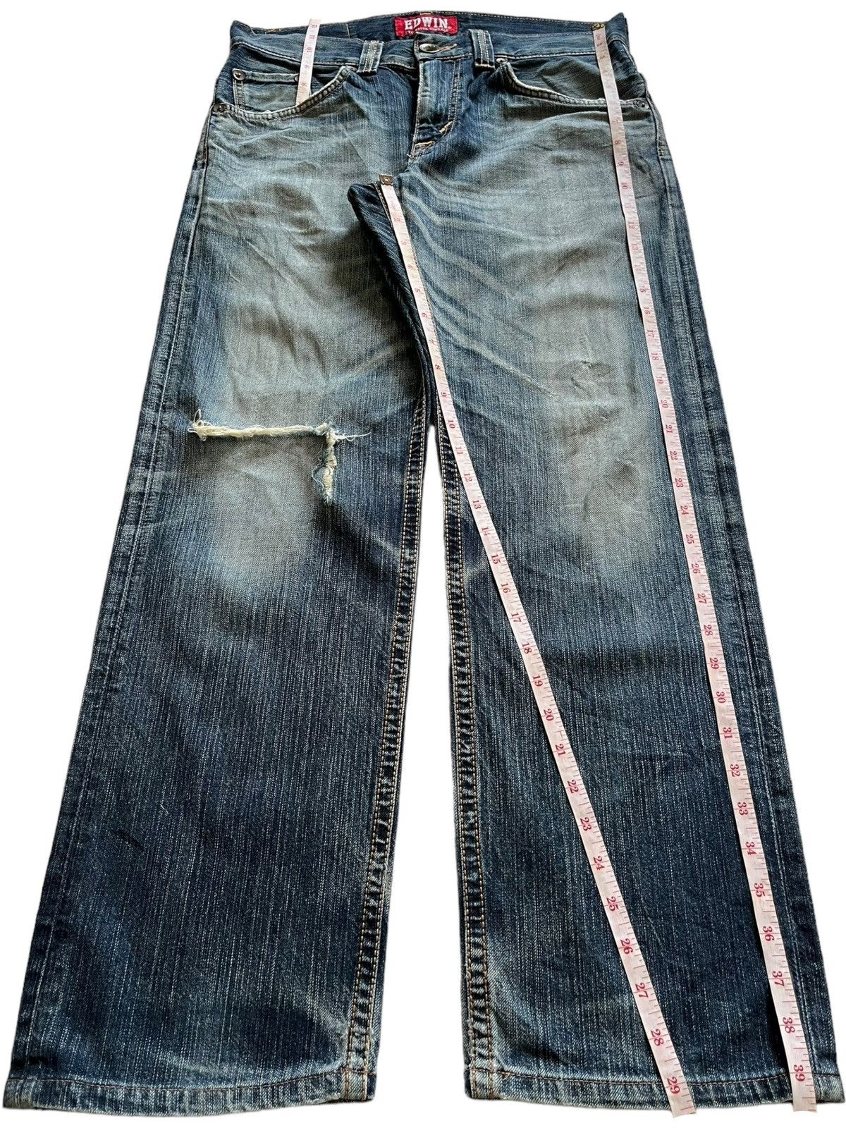 Edwin Exclusive Vintage Edwin Japan Faded Wash Rip Baggy Jeans Size US 33 - 12 Thumbnail