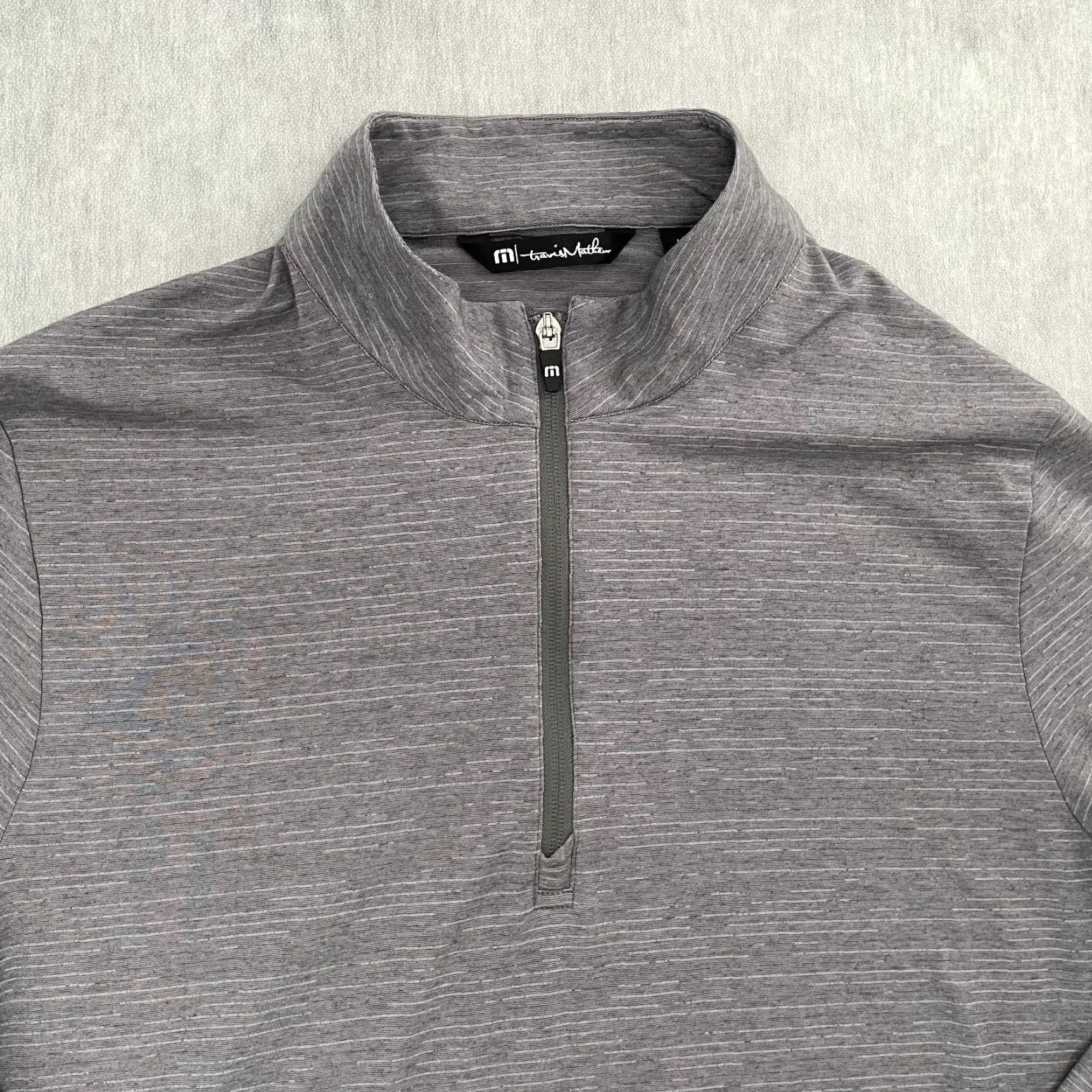 TravisMathew Travis Mathew Sweater Adult Large Gray 1/4 Zip Pullover Golf Performance Mens L Size US L / EU 52-54 / 3 - 3 Thumbnail