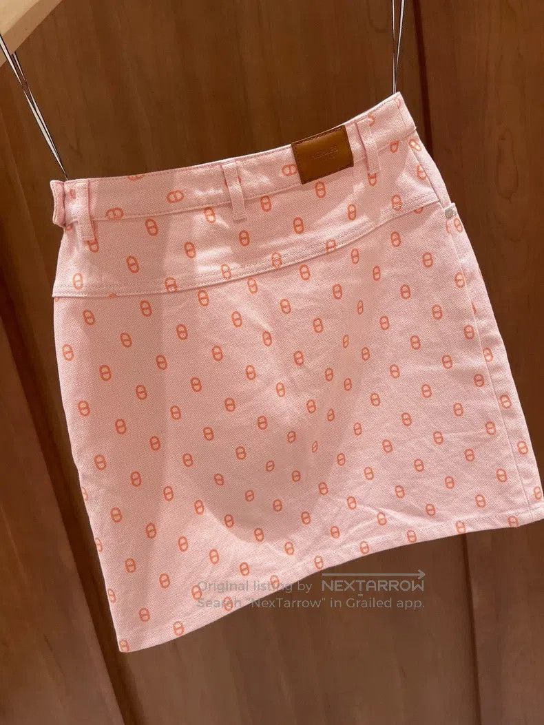 Hermes Hermes Pig nose pink half skirt/A-line skirt Size 42" / US 20 - 2 Thumbnail