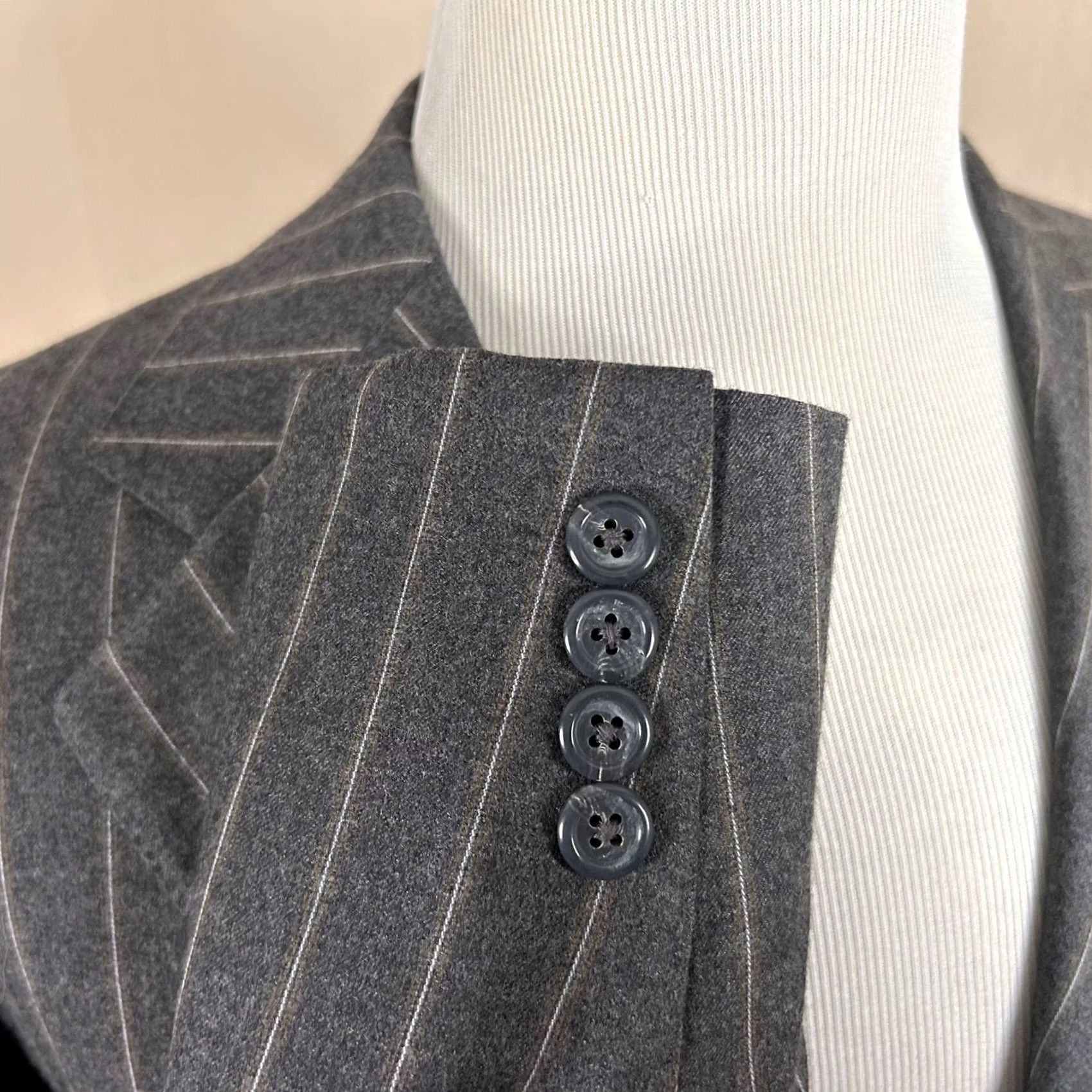 Brooks Brothers VINTAGE Brooks Brothers Makers Suit Wool Gray Pinstripe Three Button Vented 42L 34x30 Size 42R - 4 Thumbnail