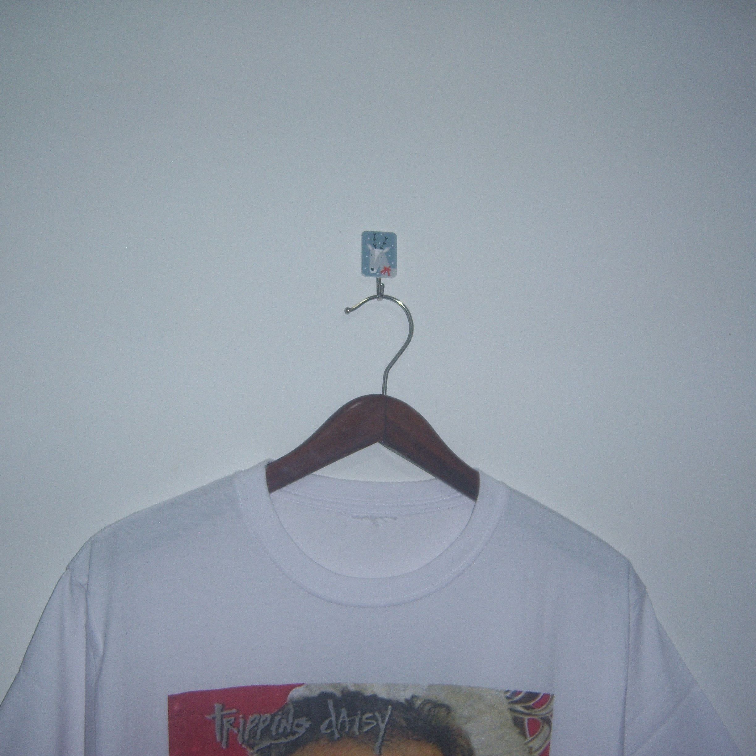 Band Tees Y2k Tripping Daisy Kroq 106.7 FM Band Tees Size US L / EU 52-54 / 3 - 6 Thumbnail