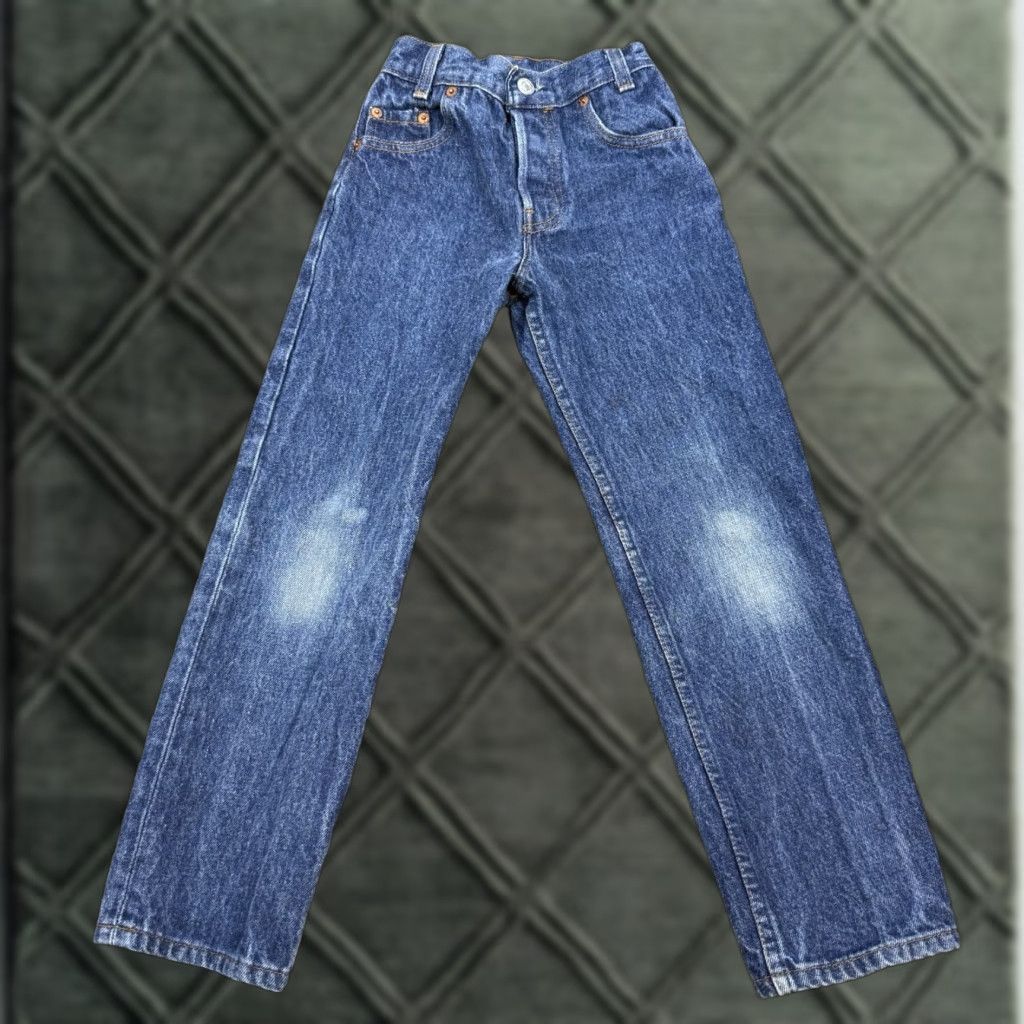 Levi's VINTAGE Levi's Jeans Womens 7 18x22 Blue Denim Straight Leg 31301-0115 Jeans Womens Blue 90s? Size 28" / US 6 / IT 42 - 1 Thumbnail