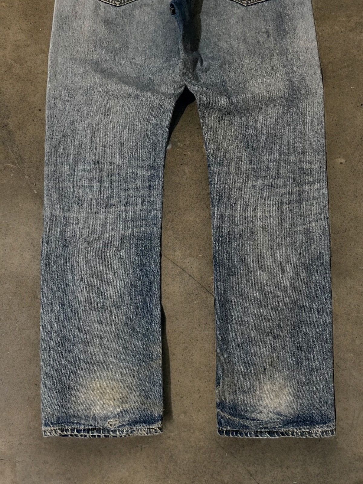 Japanese Brand × Uniqlo Uniqlo Japan Selvedge Dirty Wash Blue Ripped Jeans Denim Size US 38 / EU 54 - 8 Thumbnail