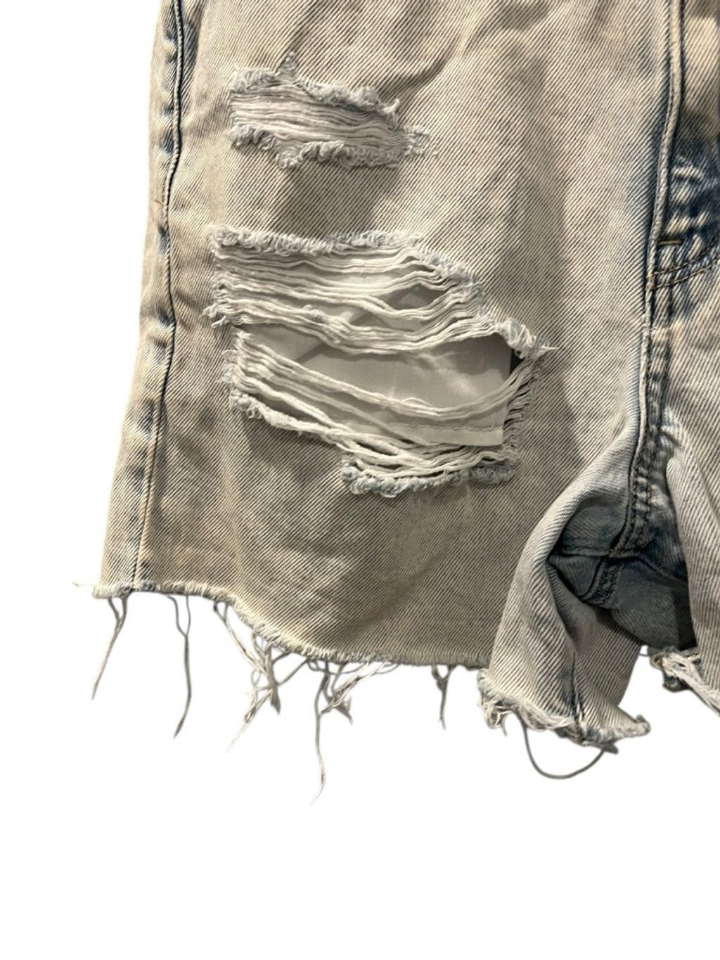 American Eagle Outfitters American Eagle Mom Shorts Size 8 Medium Wash Blue Distressed Size 30" / US 8 / IT 44 - 2 Thumbnail