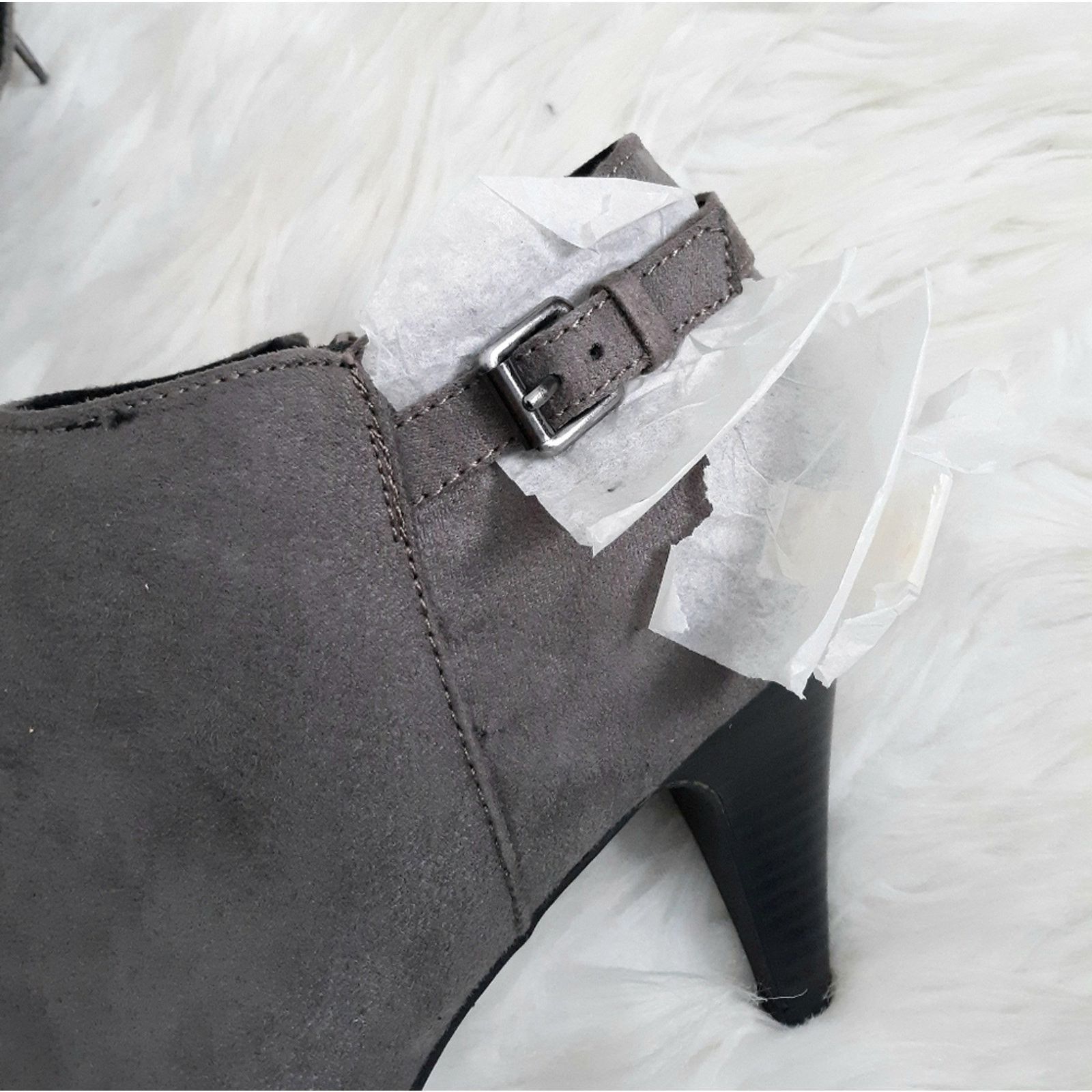 Other Comfort Plus Predictions Heeled Booties Size US 9 / IT 39 - 2 Thumbnail