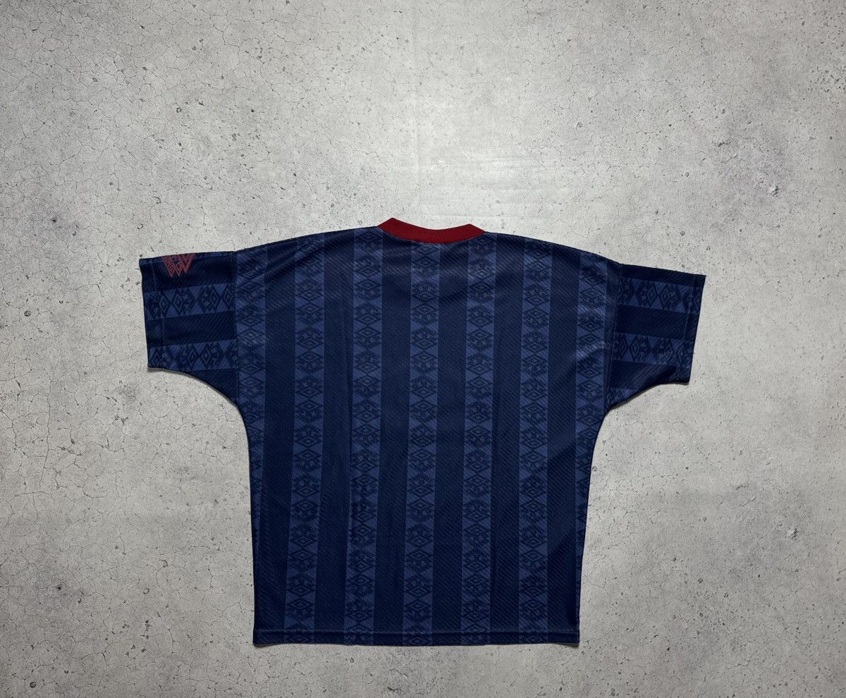 Umbro Umbro Monogram Jersey Shirt Big Logo Size M Size US M / EU 48-50 / 2 - 10 Thumbnail