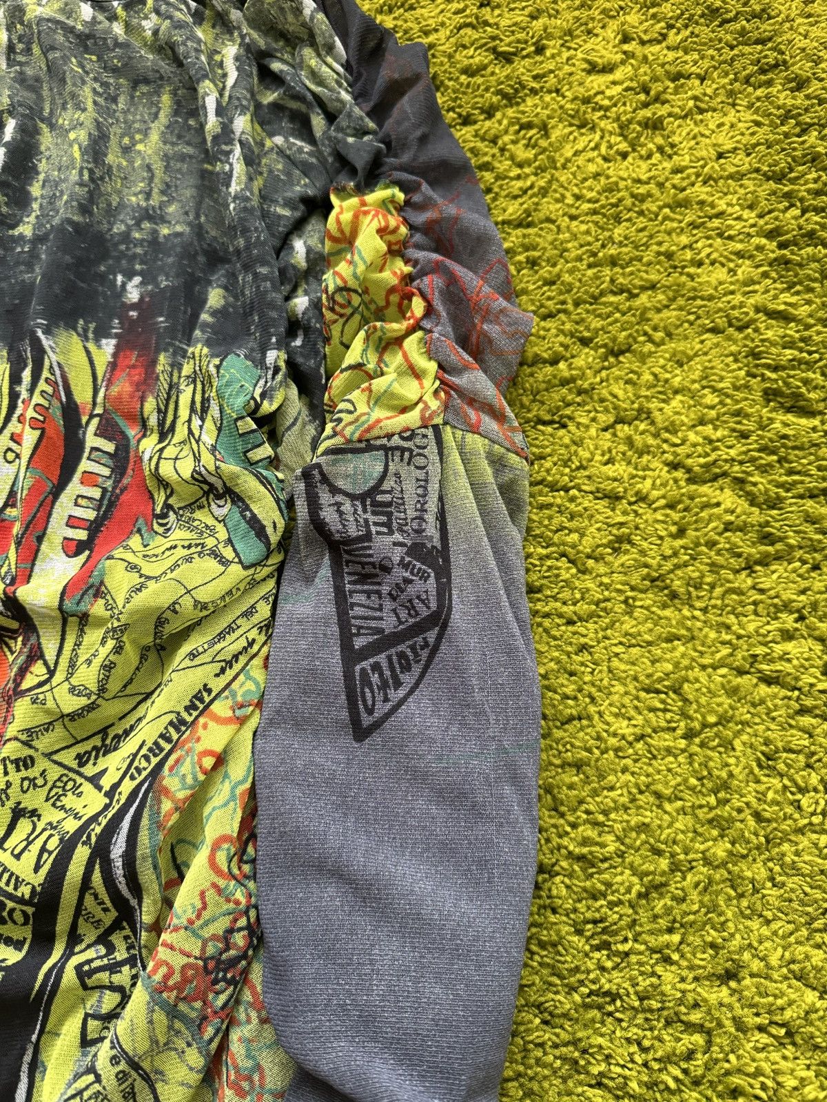 Designer × Vintage Save the Queen Y2K vintage mesh puff sleeve longsleeve Size L / US 10 / IT 46 - 4 Thumbnail