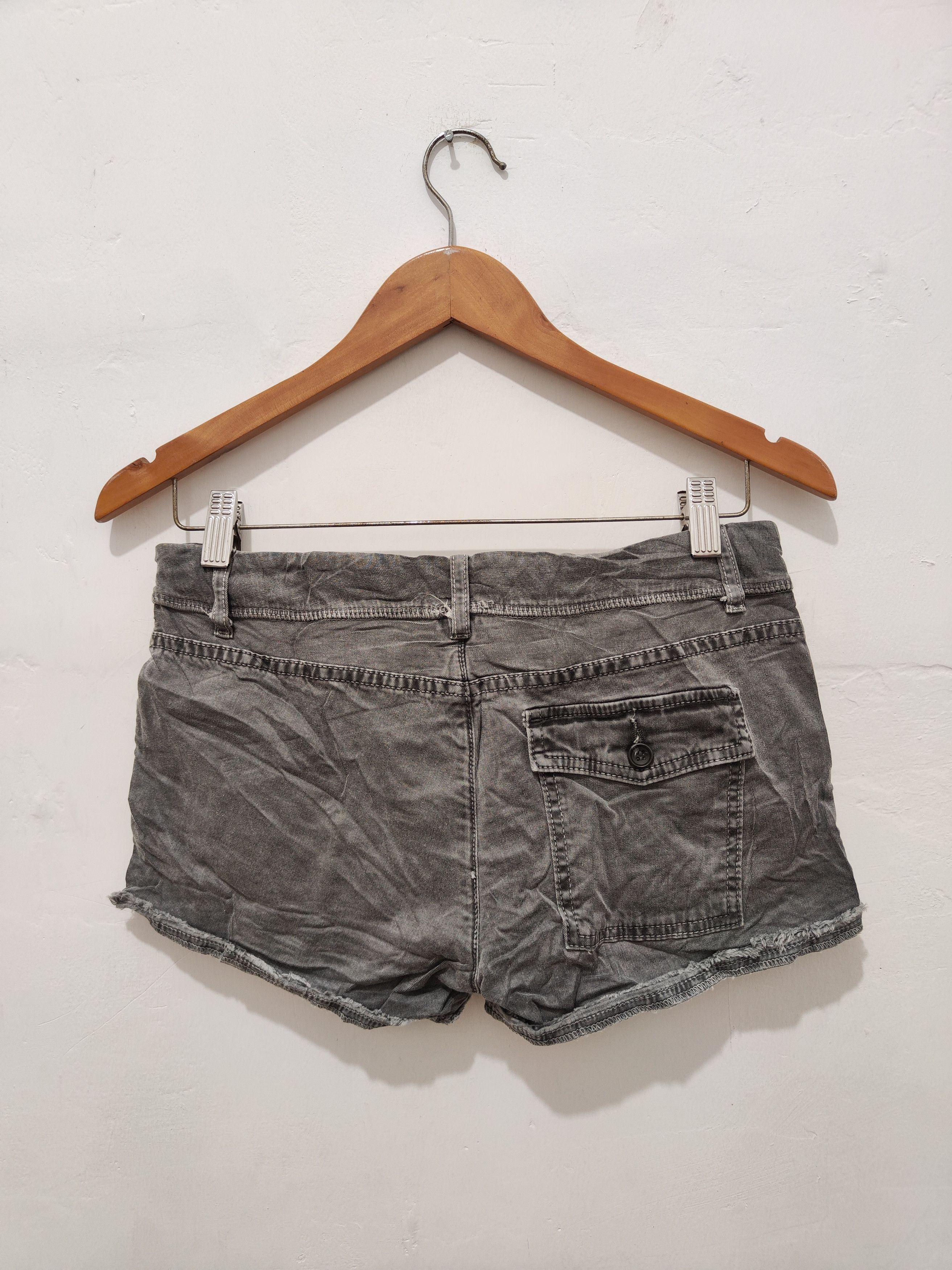 James Perse James Perse Shorts Size 25" / US 0 / IT 36 - 2 Thumbnail