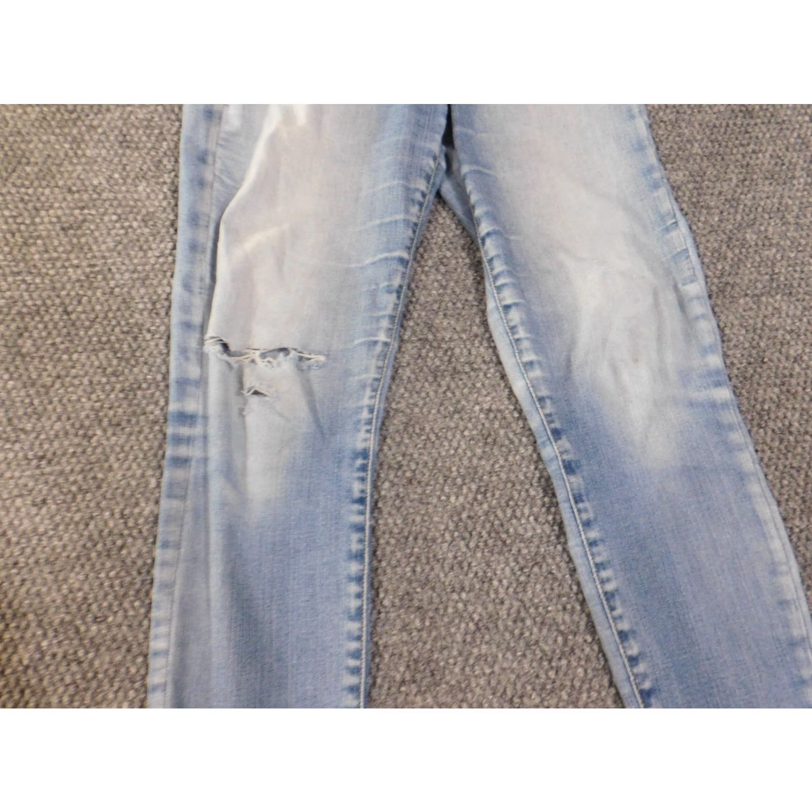 American Eagle Outfitters American Eagle Outfitters Jeans Womens 4 Jegging Distressed Blue High Rise Dark Wash - 28 Inseam Slim, Regular Fit, Denim, Zip - Mens? No, Women. Size 27" / US 4 / IT 40 - 3 Thumbnail