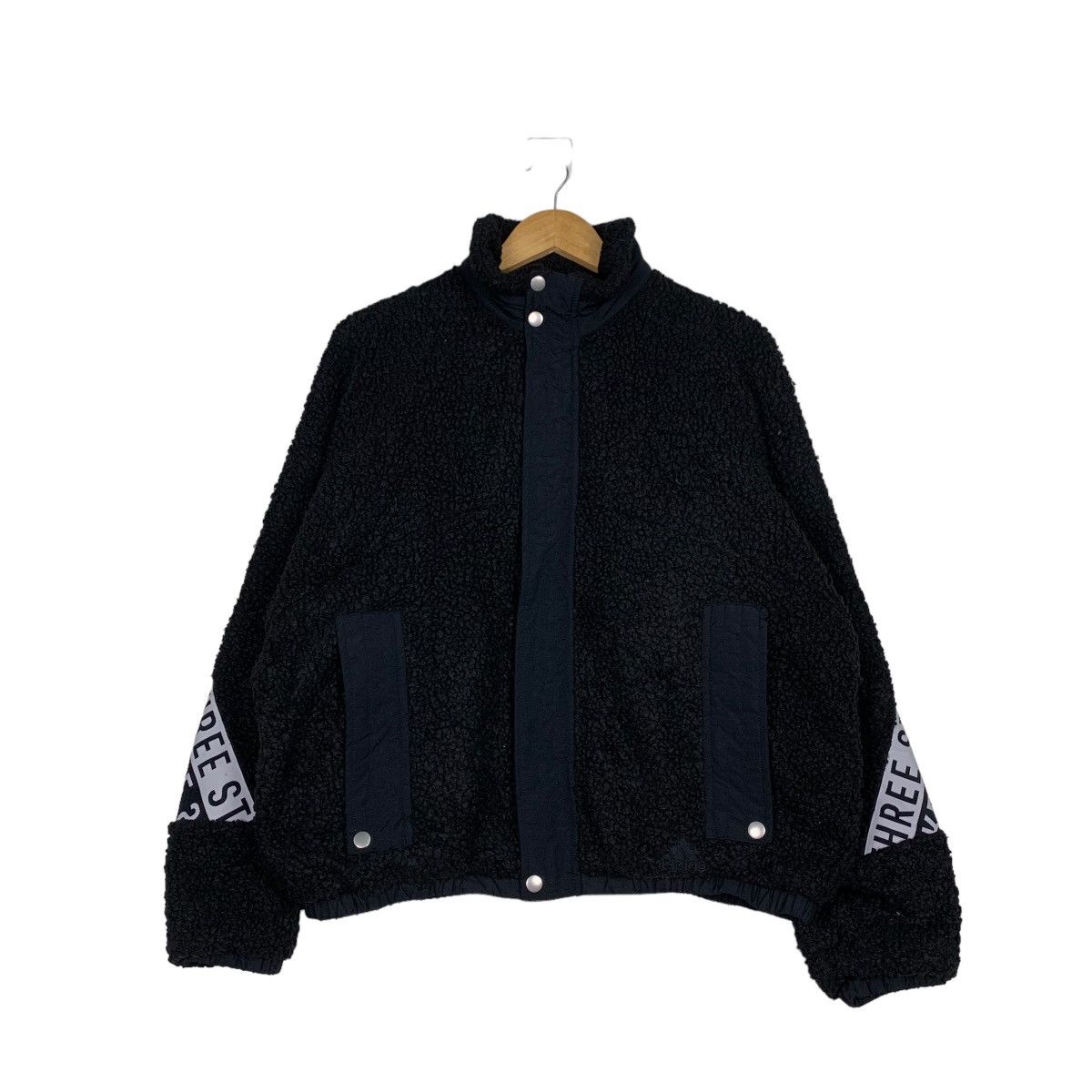 Adidas ADIDAS THREES LOGO STRIPE DEEP PILE FLEECE JACKET #1008-C45 Size US S / EU 44-46 / 1 - 1 Thumbnail