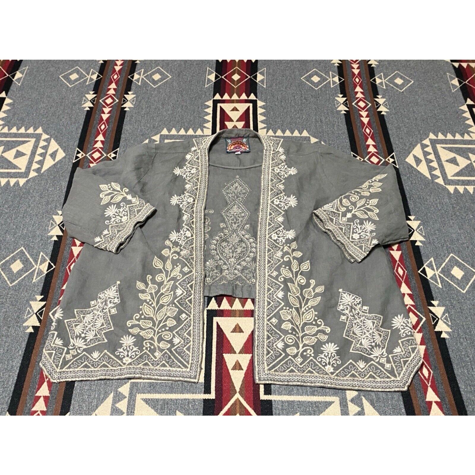 image of Johnny Was Gray Embroidered Tasya Bolero Wrap Top Size M J46319-2 Womens T68 in White