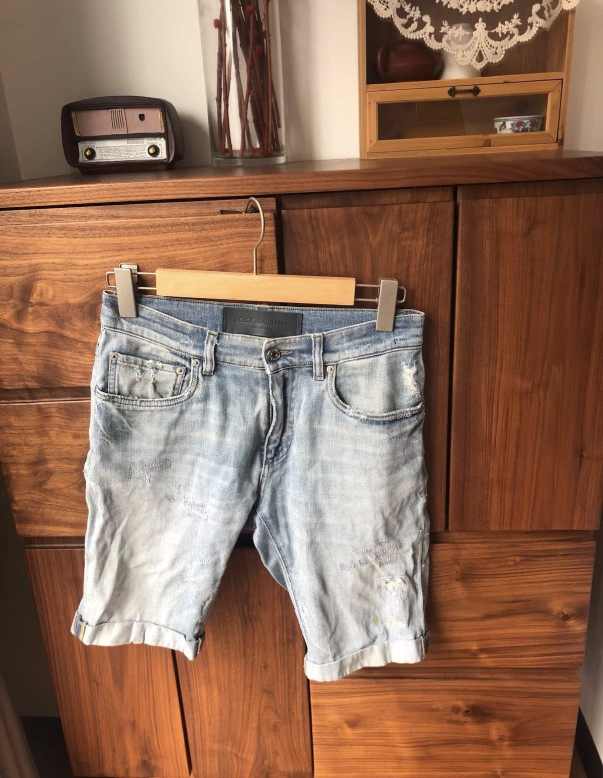 Dolce & Gabbana Dolce & Gabbana Mainline Denim Shorts J2 Size US 28 / EU 44 - 1 Thumbnail