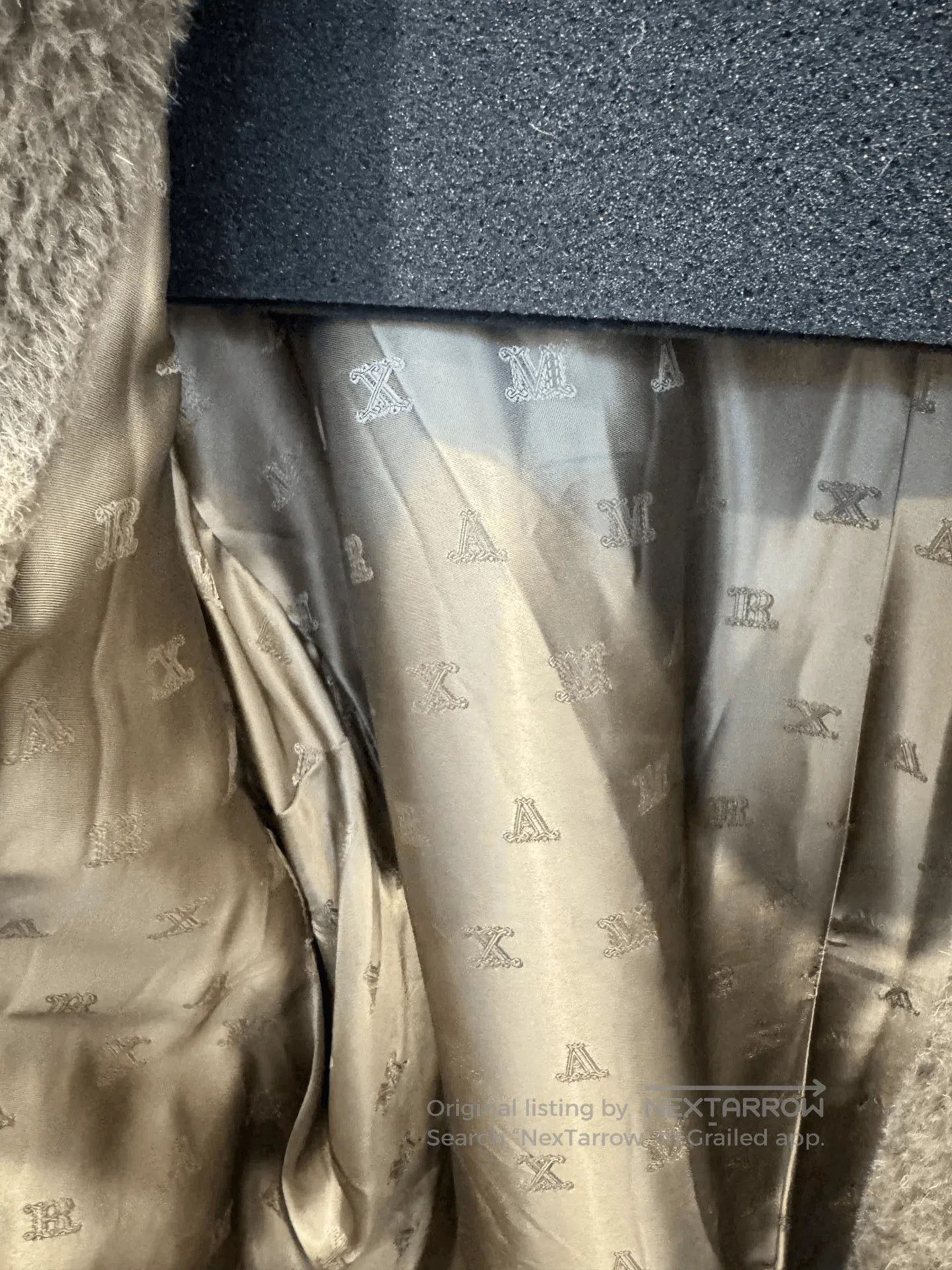 Max Mara MaxMara Short Tan Teddy Bear Coat. Size M / US 6-8 / IT 42-44 - 2 Thumbnail